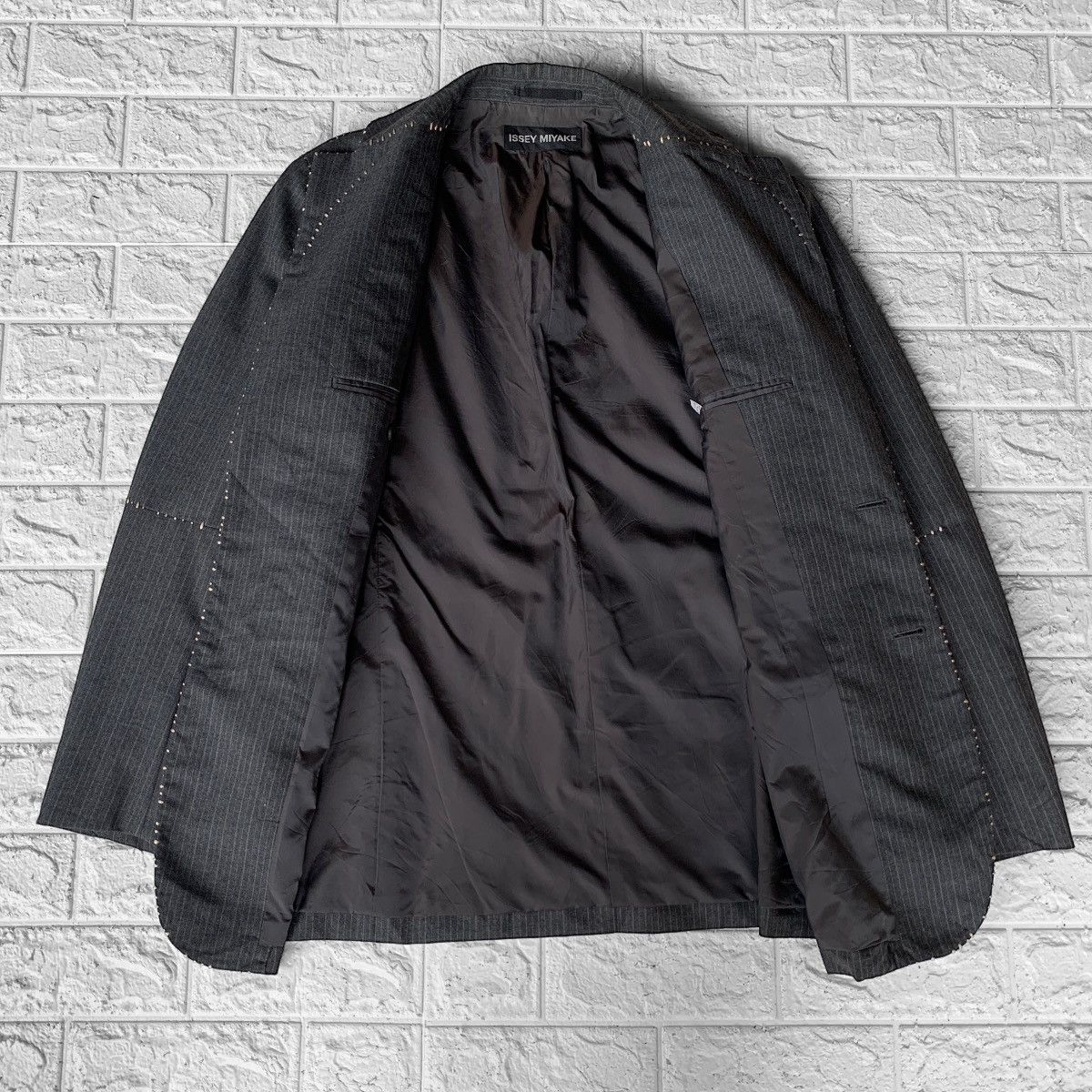 Issey Miyake AW 2005 Issey Miyake Show Hand Stitches Open Thread Blazer Size US M / EU 48-50 / 2 - 6 Thumbnail
