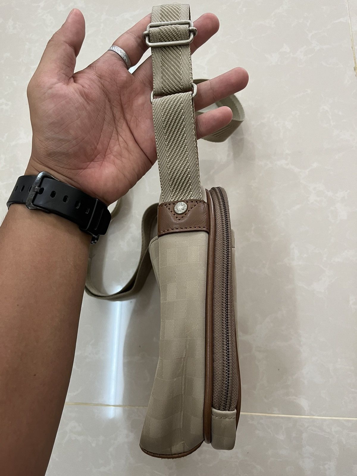 Aquascutum × Japanese Brand Aquascutum X Maruem Japan Sling Crossbody Size ONE SIZE - 7 Thumbnail
