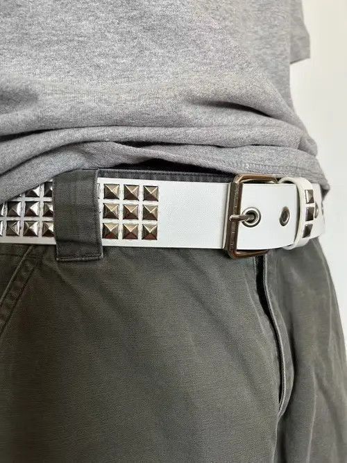 Vintage Pyramid Studded Belt (white) Size ONE SIZE - 3 Thumbnail