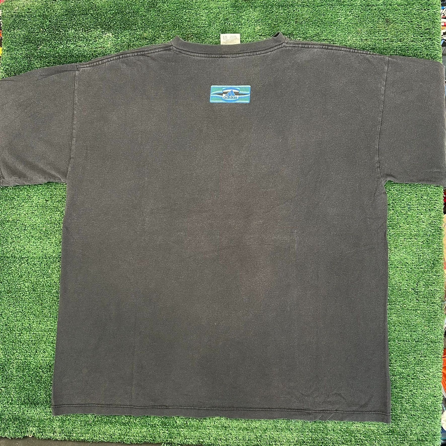 Adidas Vintage 90s Adidas Wavy Chest Stripe T-Shirt Boxy Sun Faded Size US XL / EU 56 / 4 - 5 Thumbnail