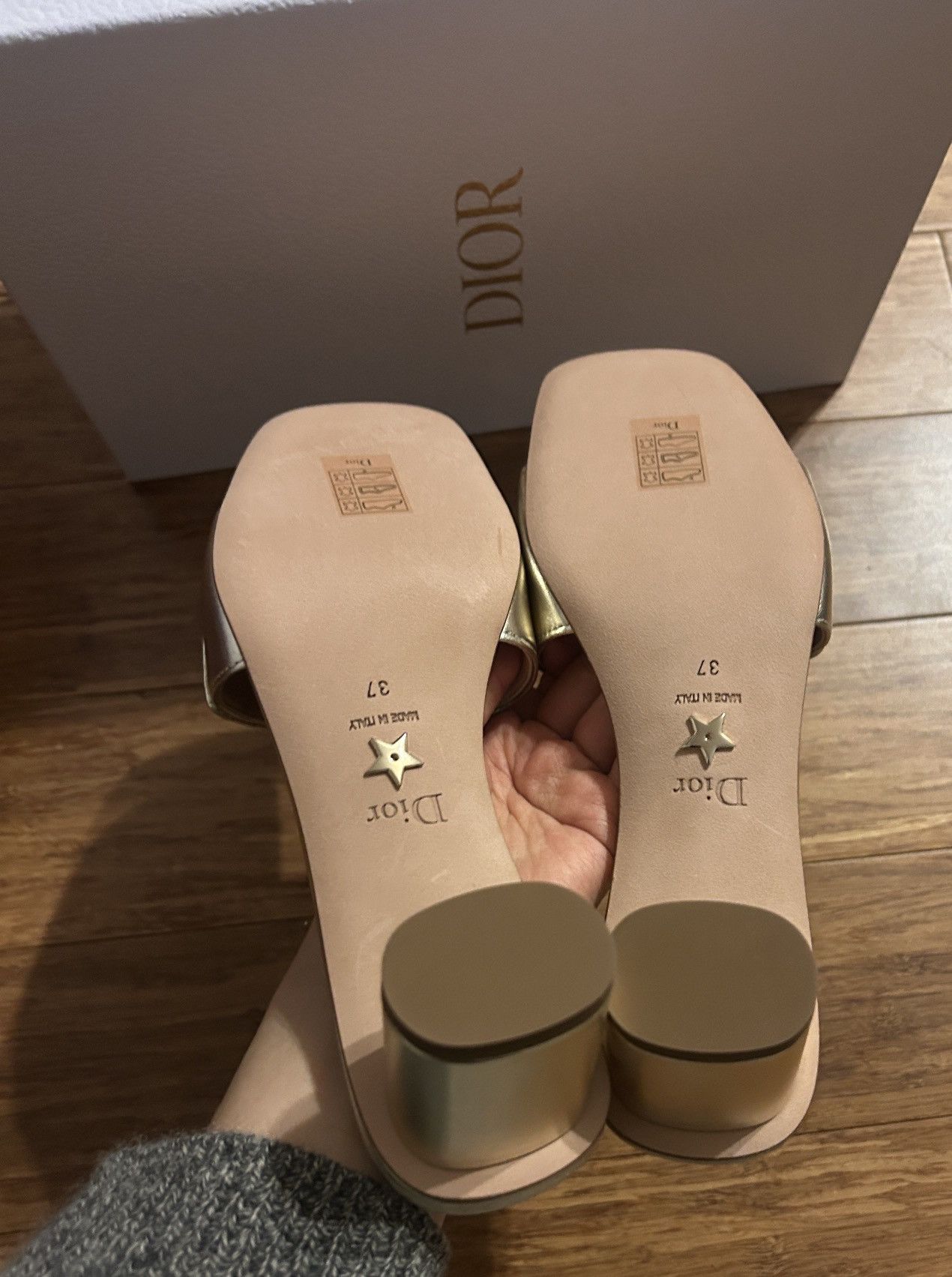 DIOR OR C\'EST DIOR HEELED SLIDE Gold-Tone Laminated Lambskin