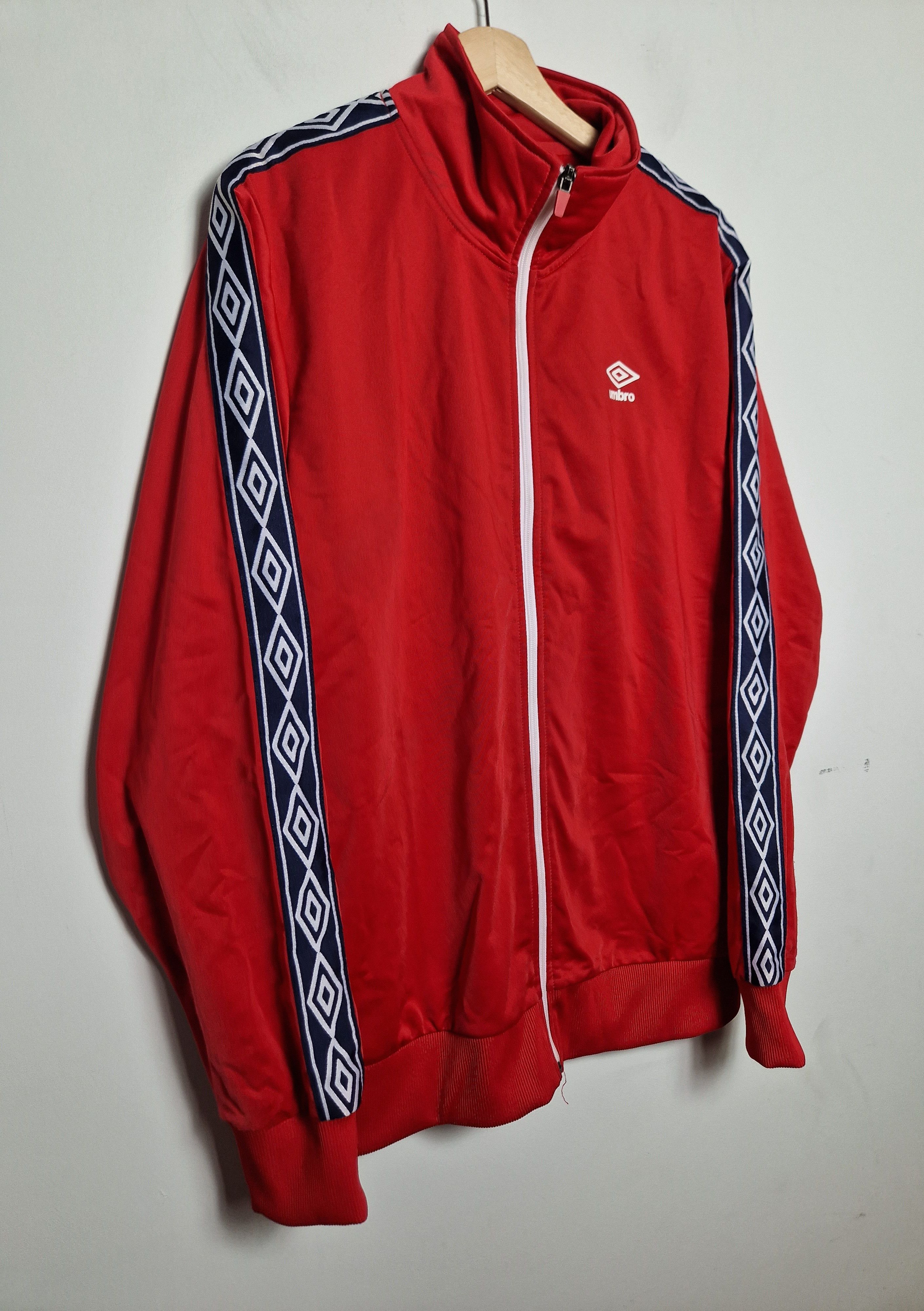Umbro Vintage Umbro zip track sweatshirt y2k swag drip Size US L / EU 52-54 / 3 - 3 Thumbnail