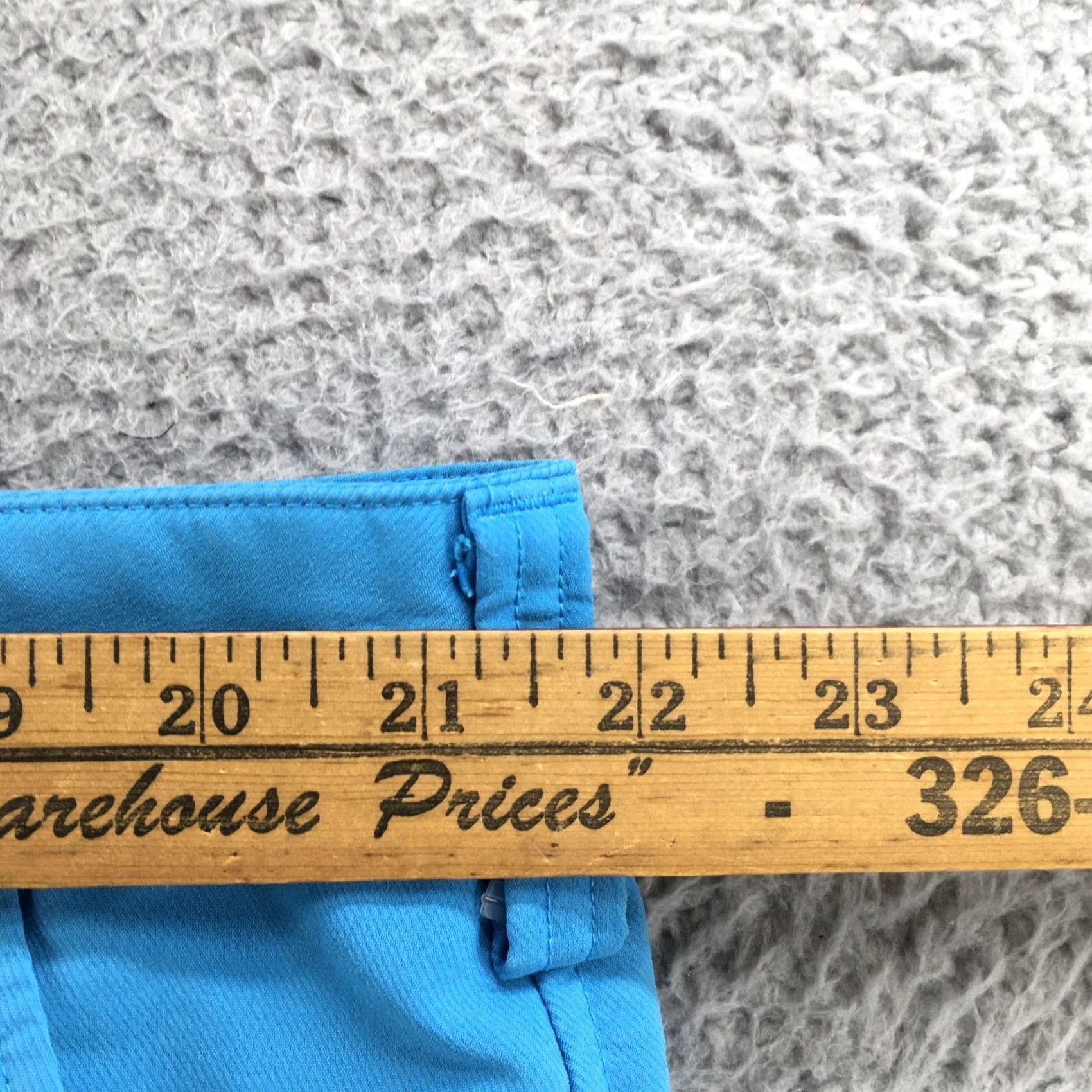 Under Armour Under Armour Bermuda Shorts Mens 42 Blue Mid Rise Casual Pockets Shorts Mens Bermuda (42) Blue Size US 42 / EU 58 - 7 Thumbnail