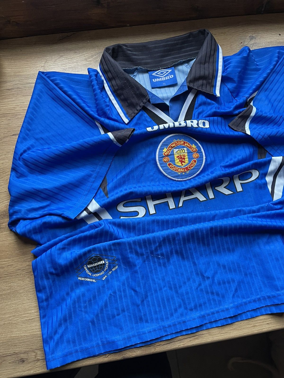 Umbro 1996 Umbro Manchester United Vintage blue soccer jersey Size US XL / EU 56 / 4 - 6 Thumbnail