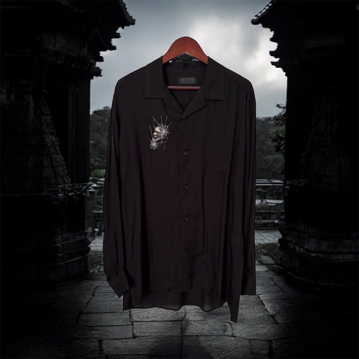 S'yte 18AW Embroidered Hanya Shirt