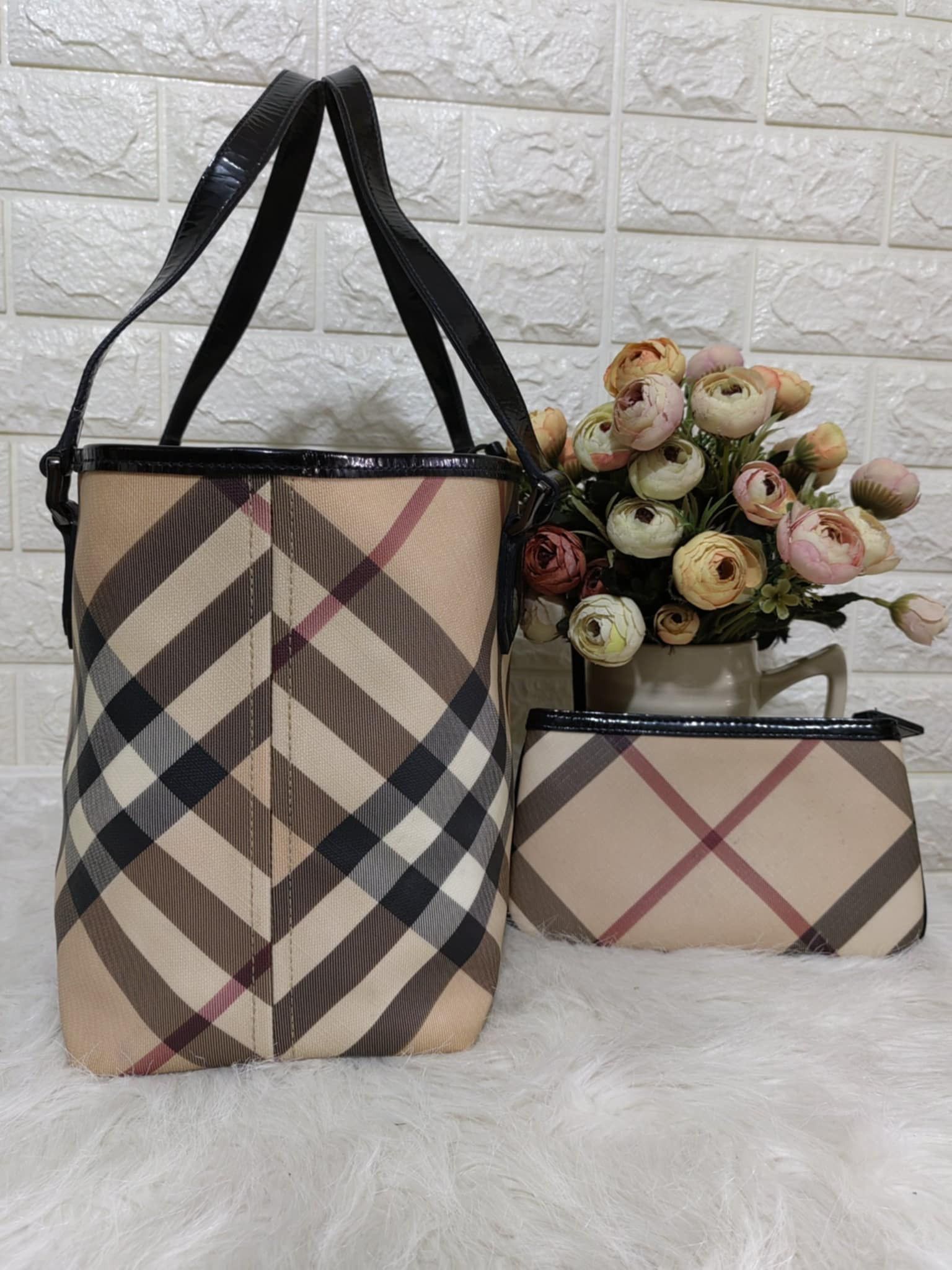 Burberry BURBERRY SUPERNOVA CHECK NICKIE TOTE BAG. Size ONE SIZE - 8 Thumbnail