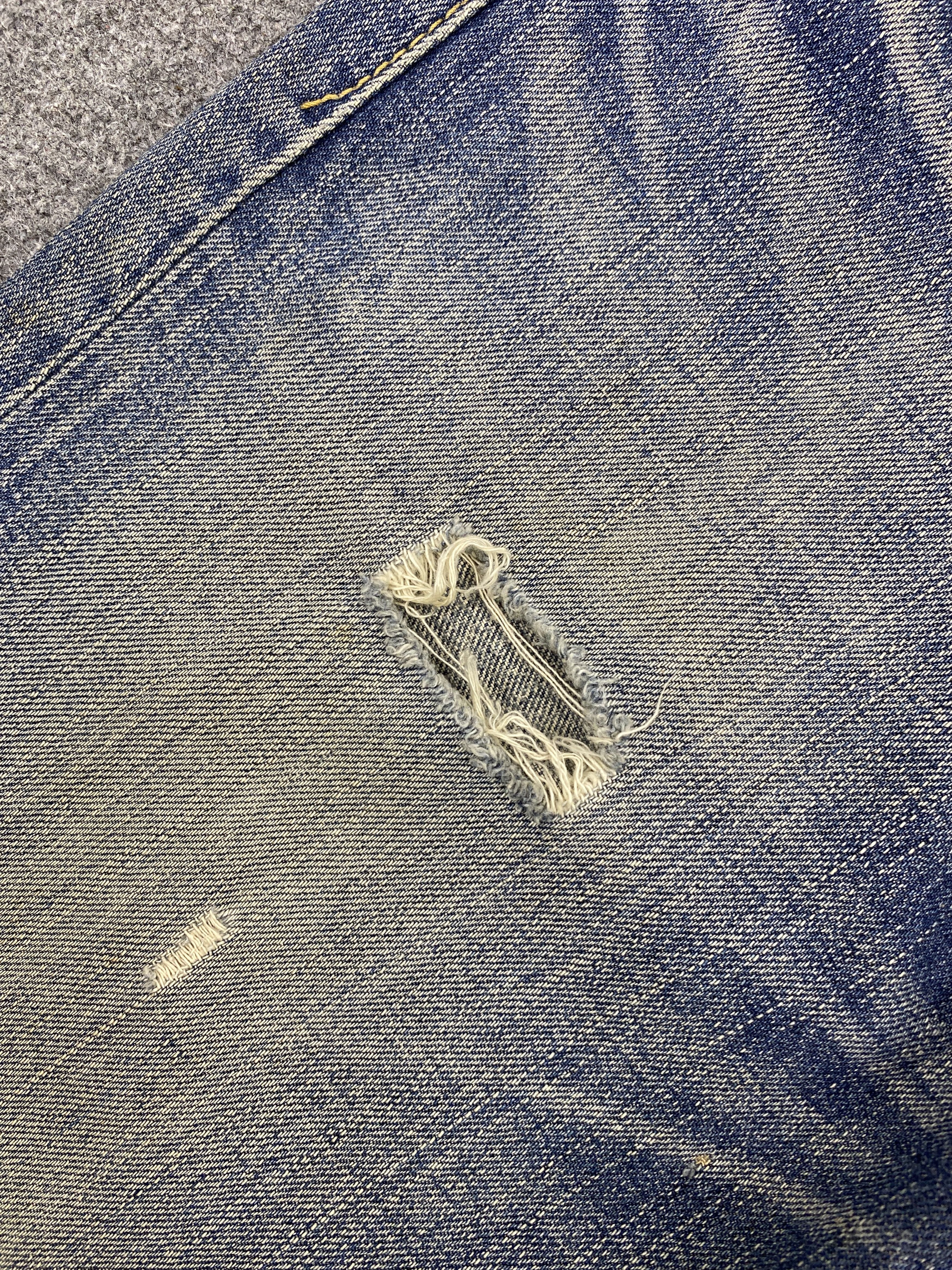 Levi's × Vintage Distressed Vintage Levi's 517 Flare Bootcut Jeans Size US 29 - 12 Thumbnail