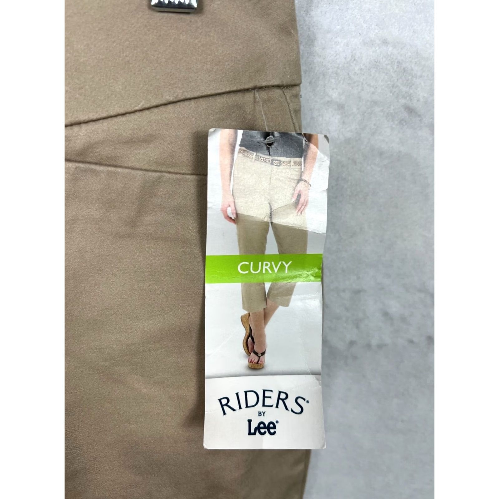 Lee Lee Riders Women Pants Curvy Fit Crop Khaki Mid Rise 31x24 Cropped Stretch 98% Cotton 2% Spandex New with Tags Mens? Size 32" / US 10 / IT 46 - 2 Thumbnail