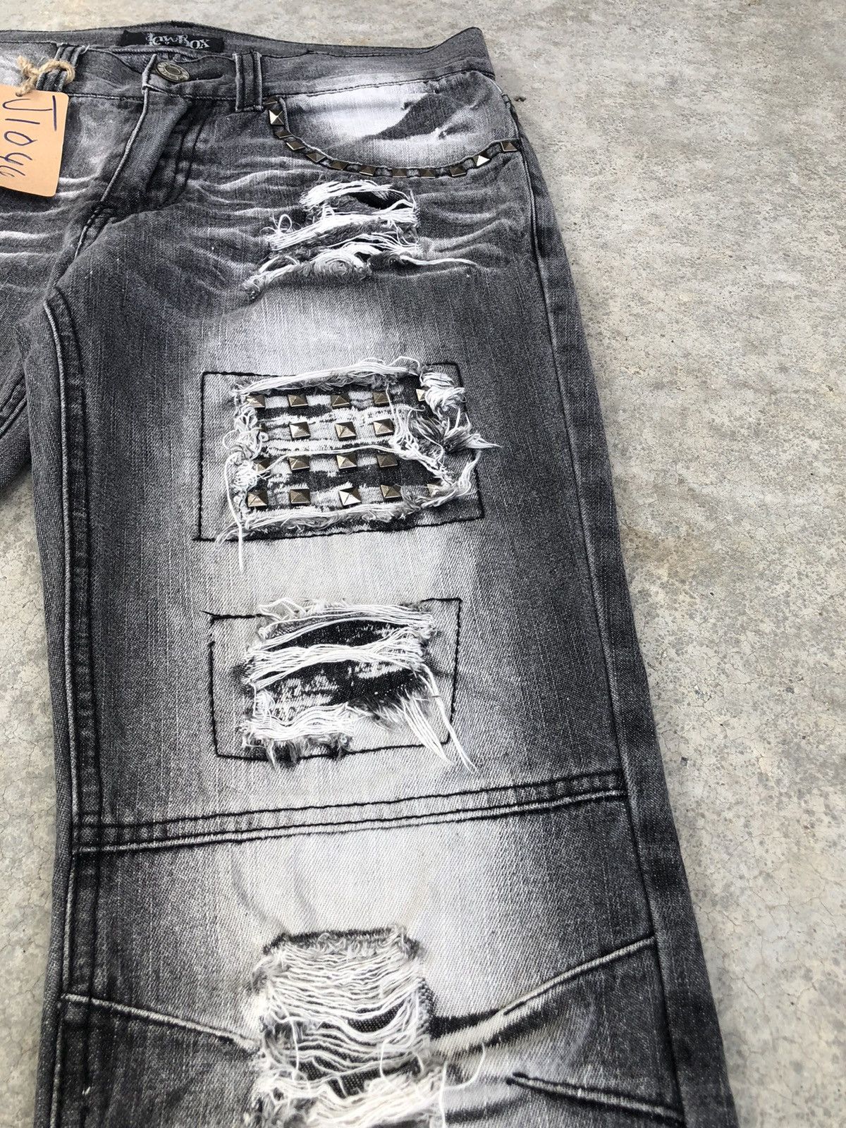 Who Decides War Japanese LOWBOX Flared Jeans Distressed Jeans Size US 30 / EU 46 - 15 Thumbnail