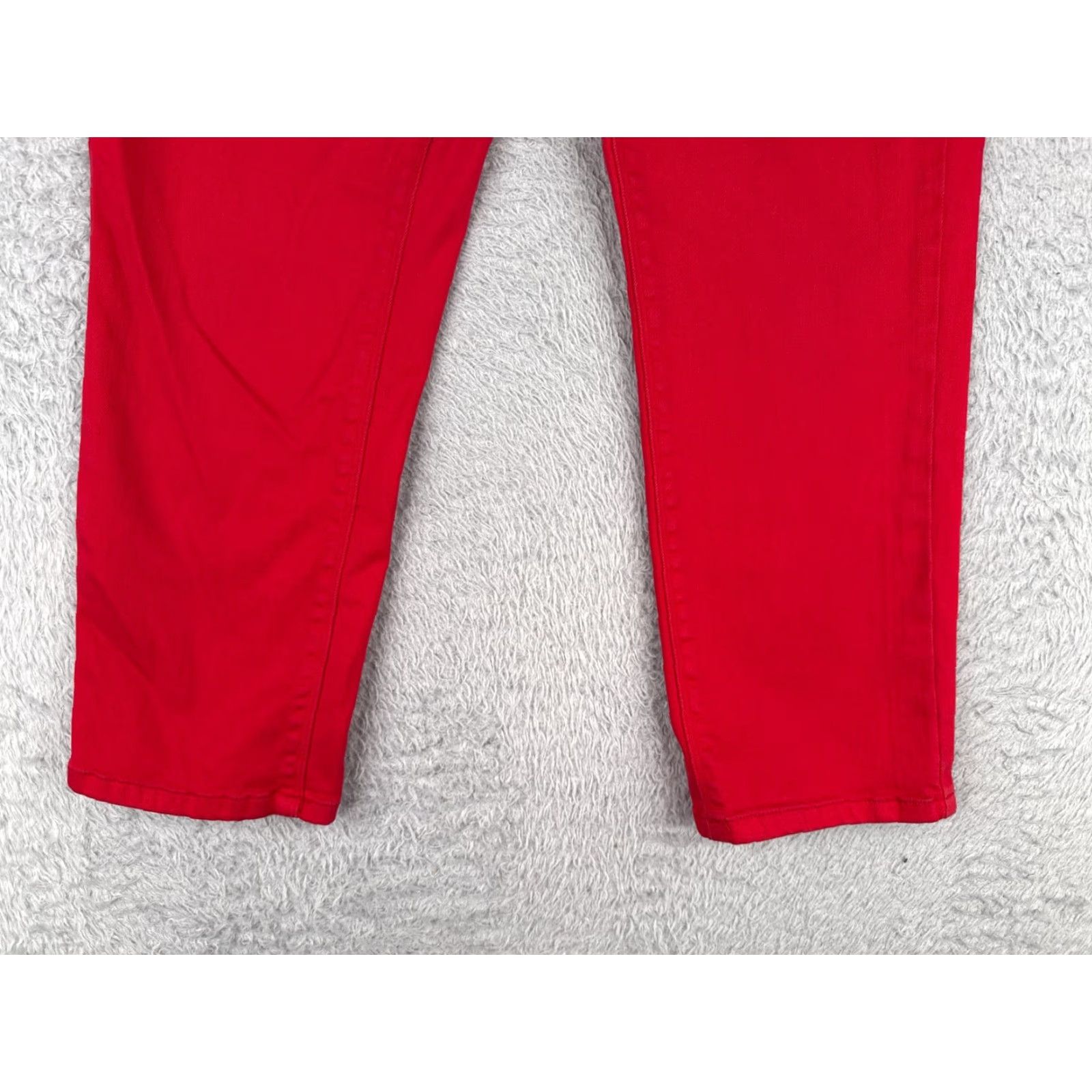 White House Black Market White House Black Market Jeans Women 6 Red Slim Crop Straight Leg 30x23 Size 28" / US 6 / IT 42 - 2 Thumbnail