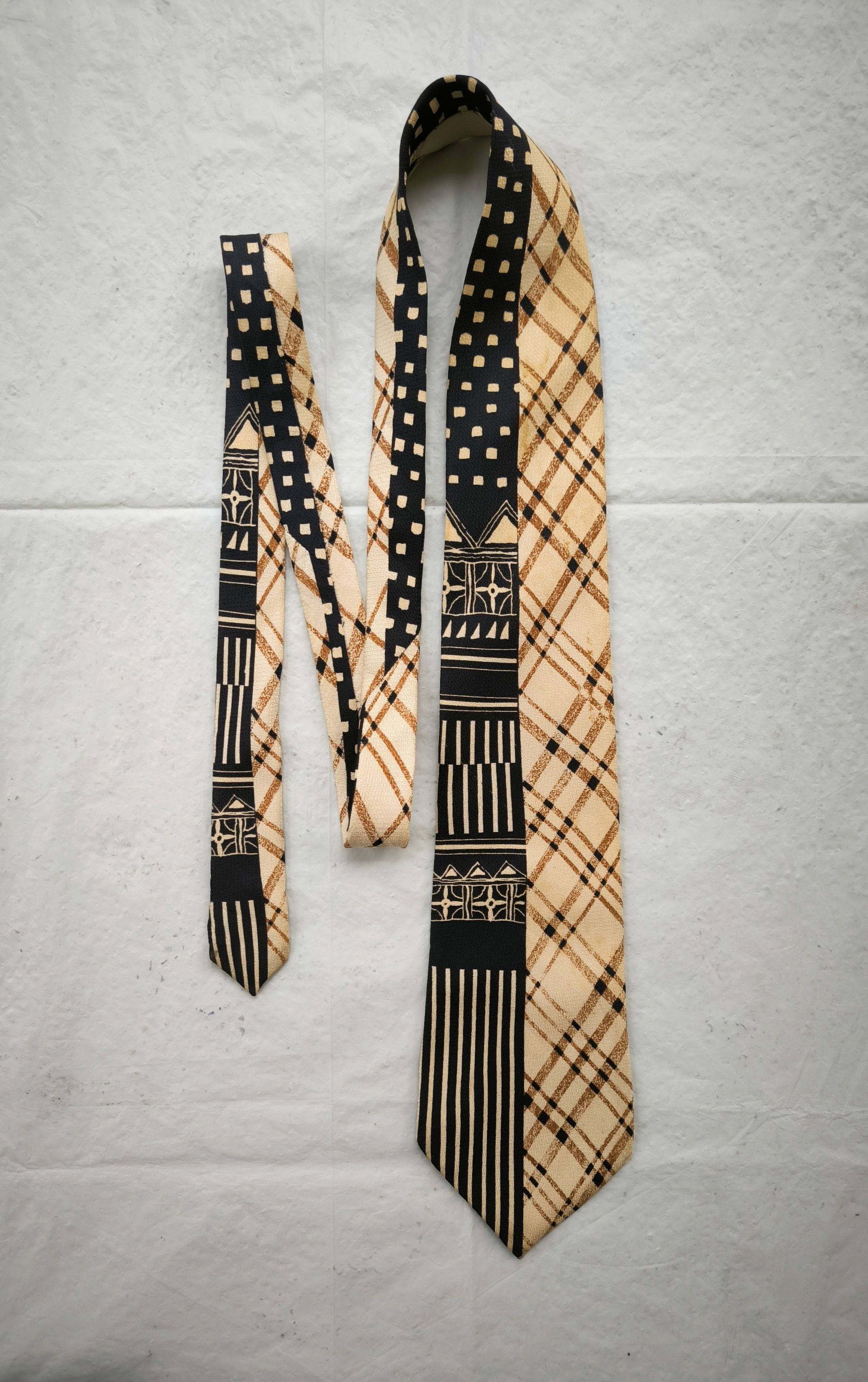 Givenchy Vtg GIVENCHY MONSIEUR abstract silk tie Size ONE SIZE - 1 Thumbnail