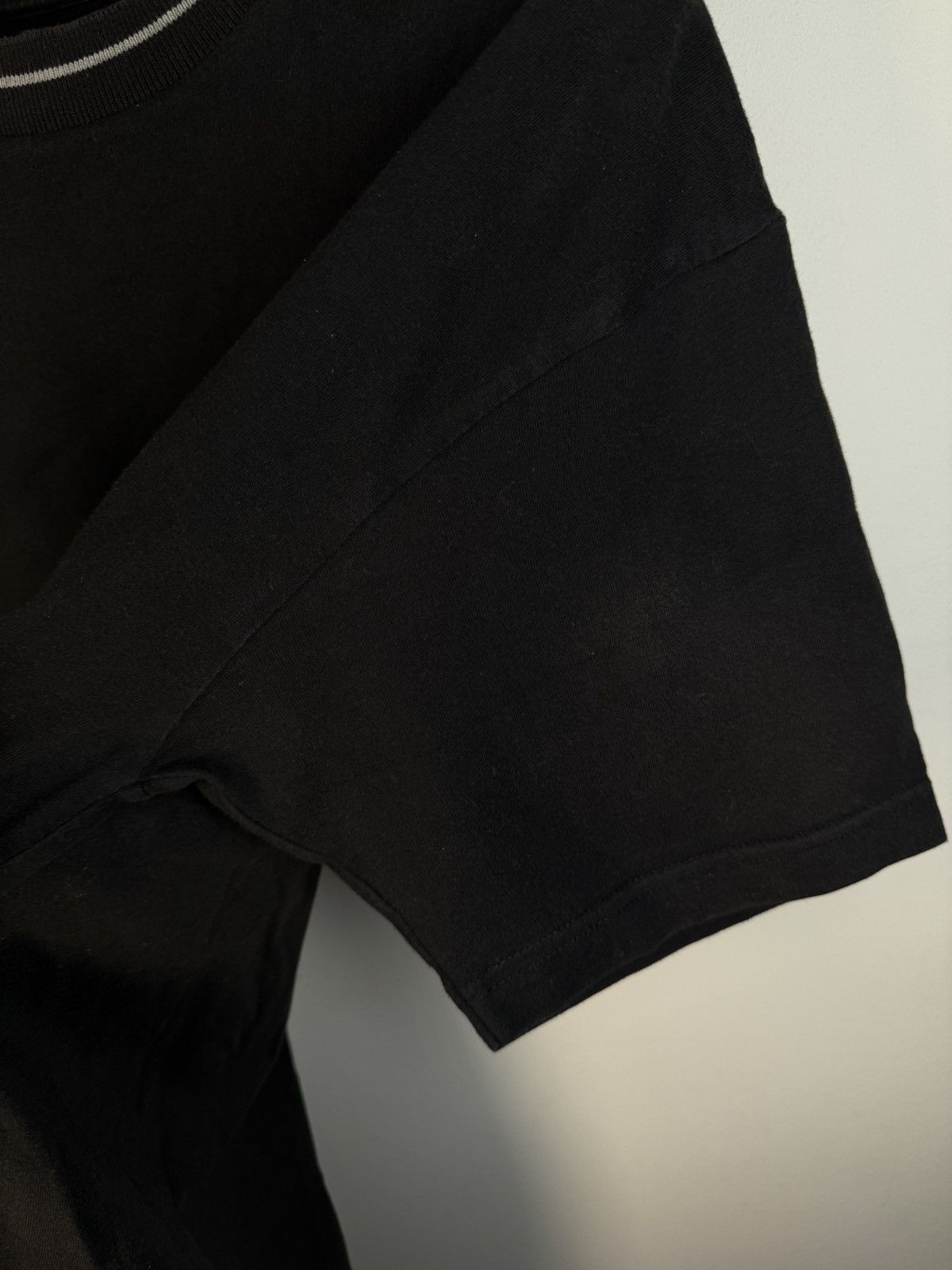 Yves Saint Laurent 90s Black YSL T-shirt Size US L / EU 52-54 / 3 - 11 Thumbnail