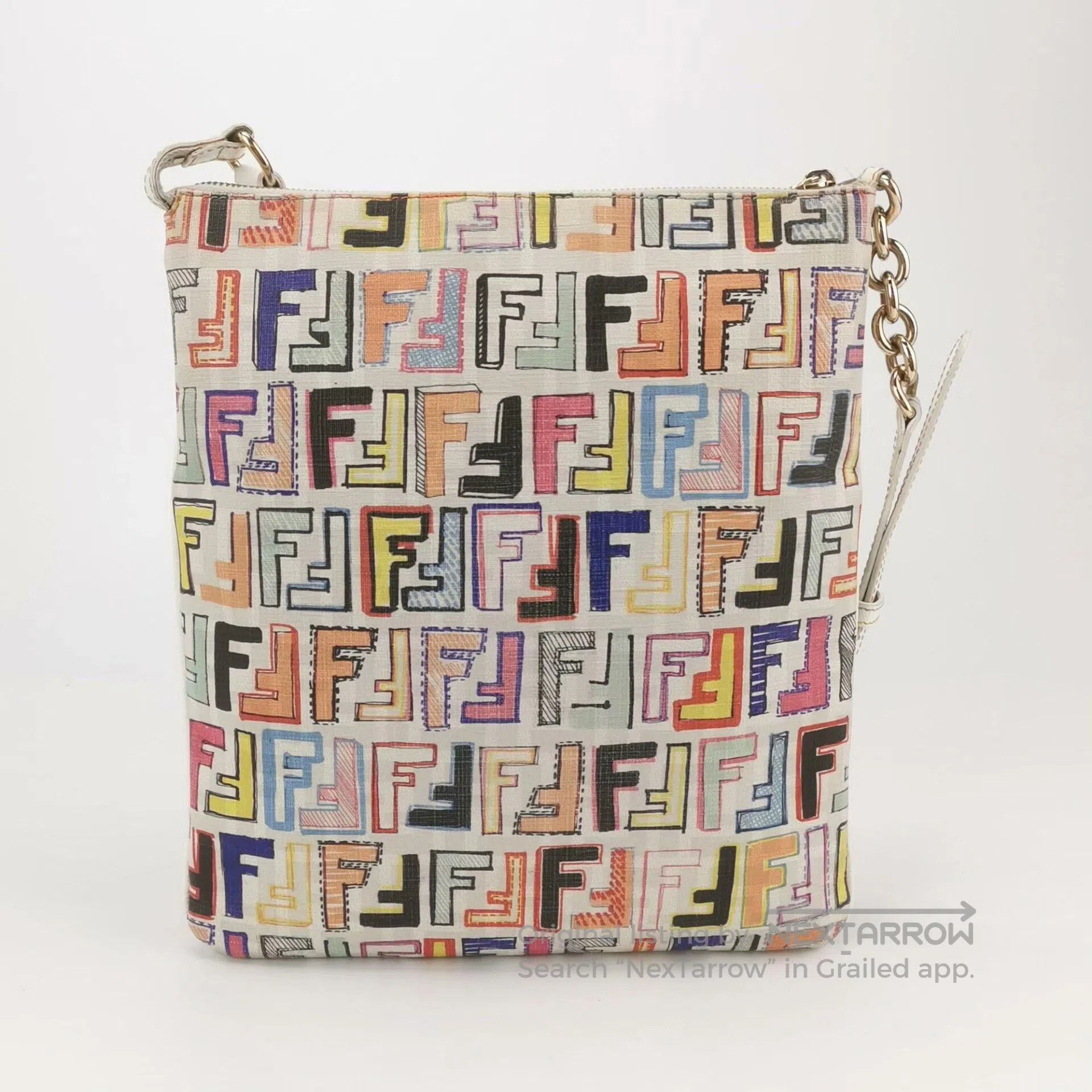 Fendi Fendi Graffiti Monogram Shoulder Bag. Size ONE SIZE - 4 Thumbnail