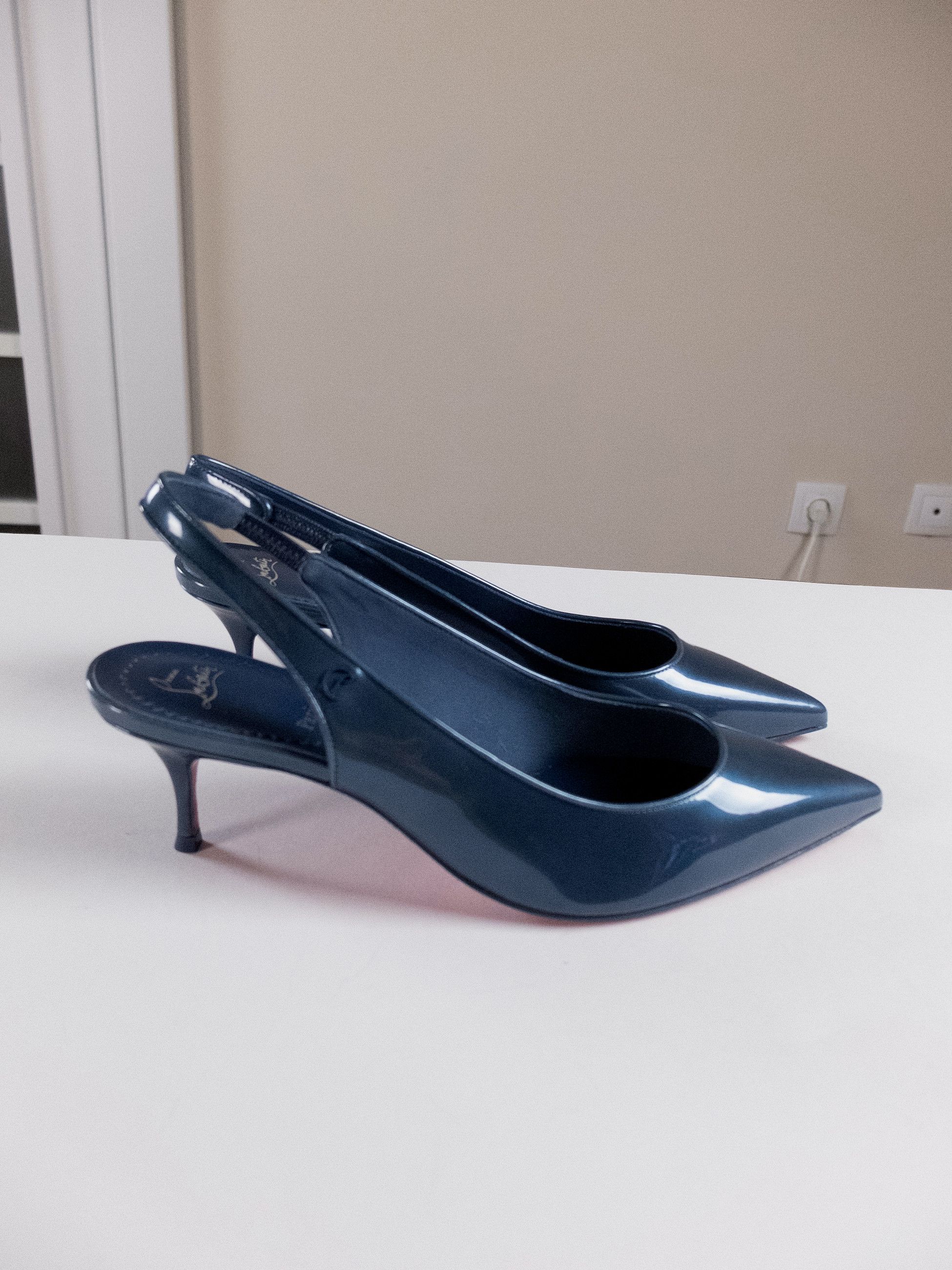 Christian Louboutin CHRISTIAN LOUBOUTIN Kate Sporty 55 blue patent leather pumps Size US 8.5 / IT 38.5 - 5 Thumbnail