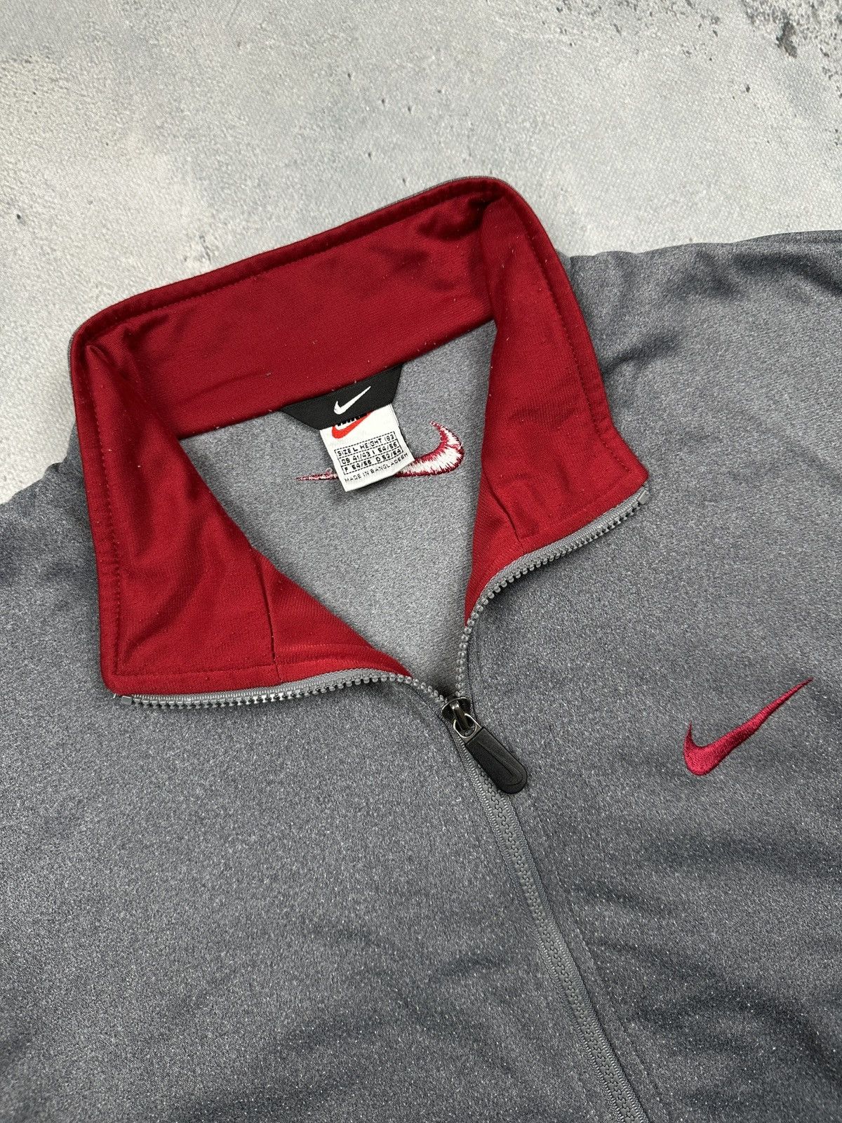 Nike Vintage Nike Grey Red Navy Full Zip Track Jacket 90s Swoosh Size US L / EU 52-54 / 3 - 7 Thumbnail
