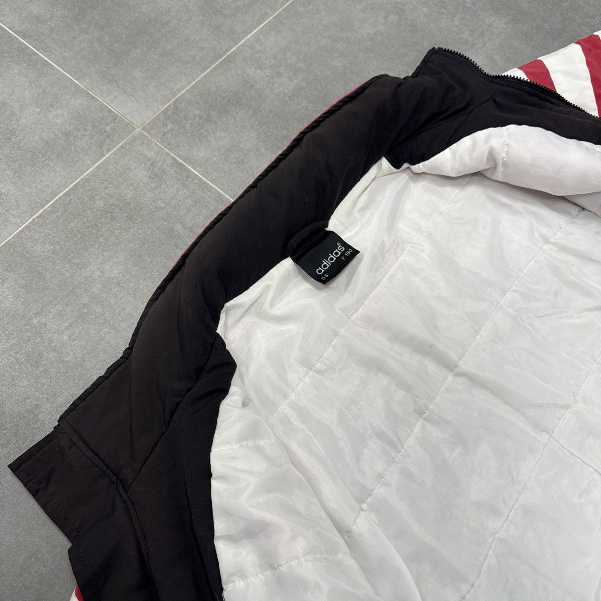 Adidas Vintage Adidas 90s Long Jacket Retro Men Size M Size US M / EU 48-50 / 2 - 13 Thumbnail