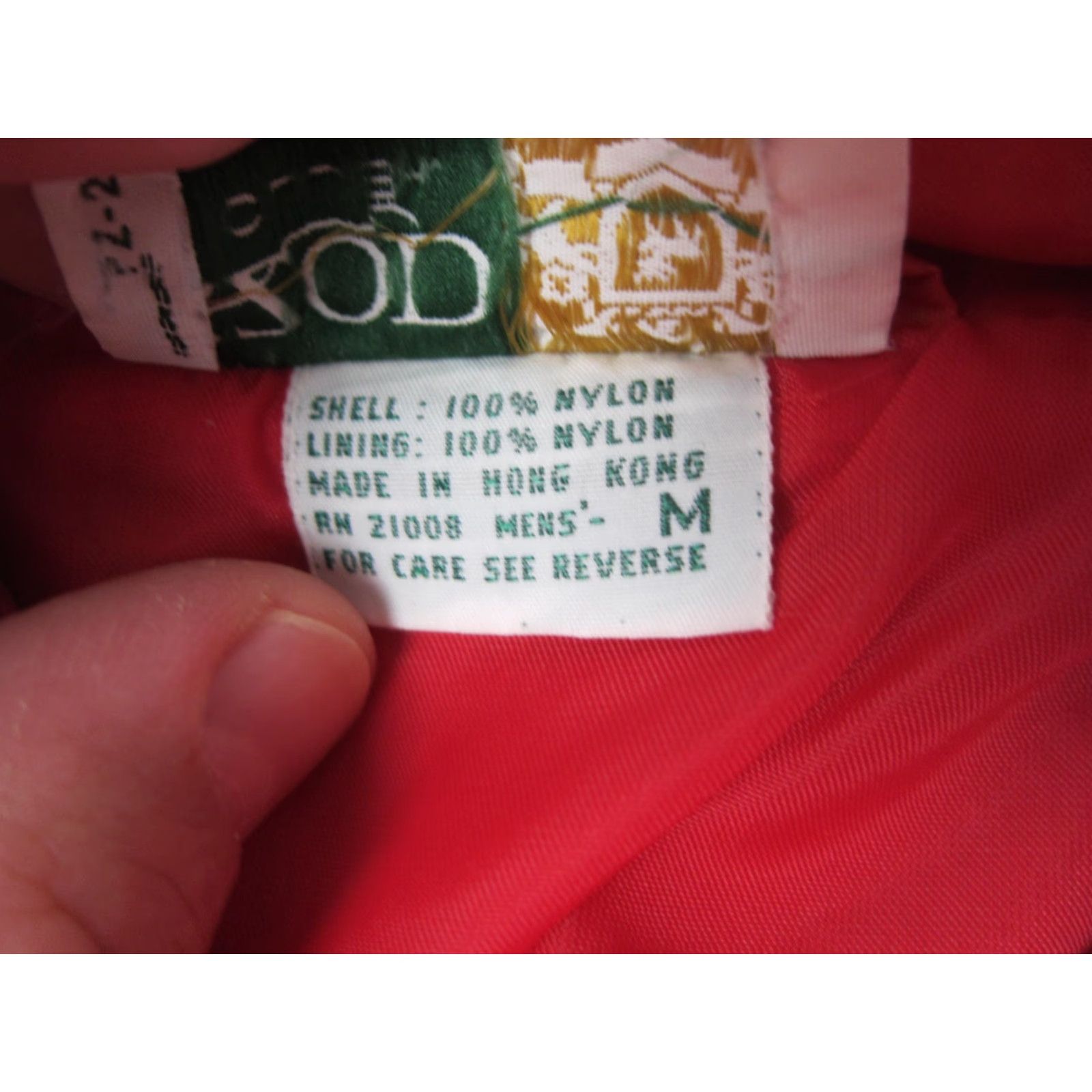 Izod VINTAGE Izod Jacket Mens M Red Bomber Full Zip Nylon 90s Oakwood Golf Front Logo Casual Mens Size US M / EU 48-50 / 2 - 7 Thumbnail