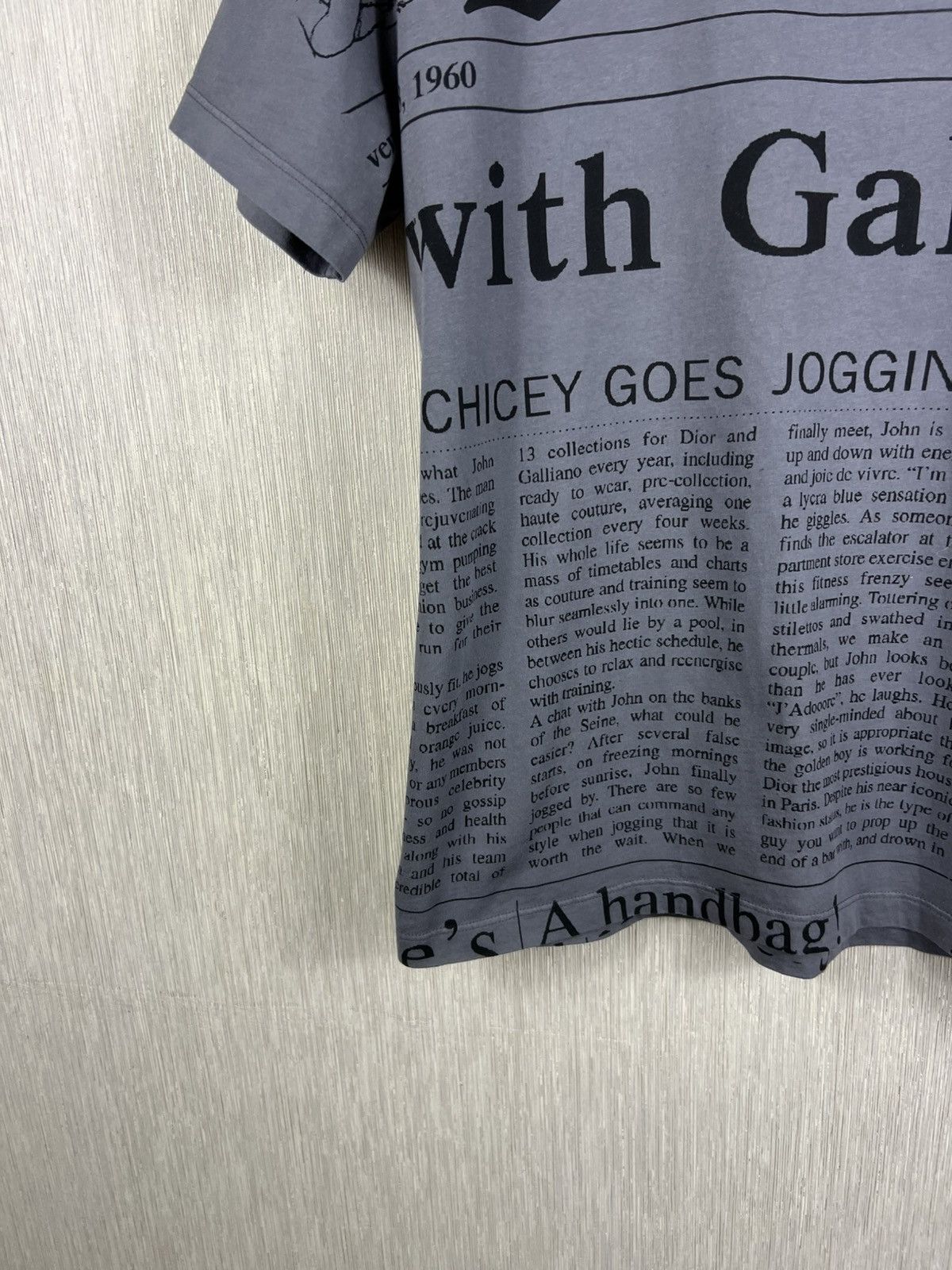 John Galliano John Galliano y2k newspaper gazette full print tee dior Size US XL / EU 56 / 4 - 6 Thumbnail