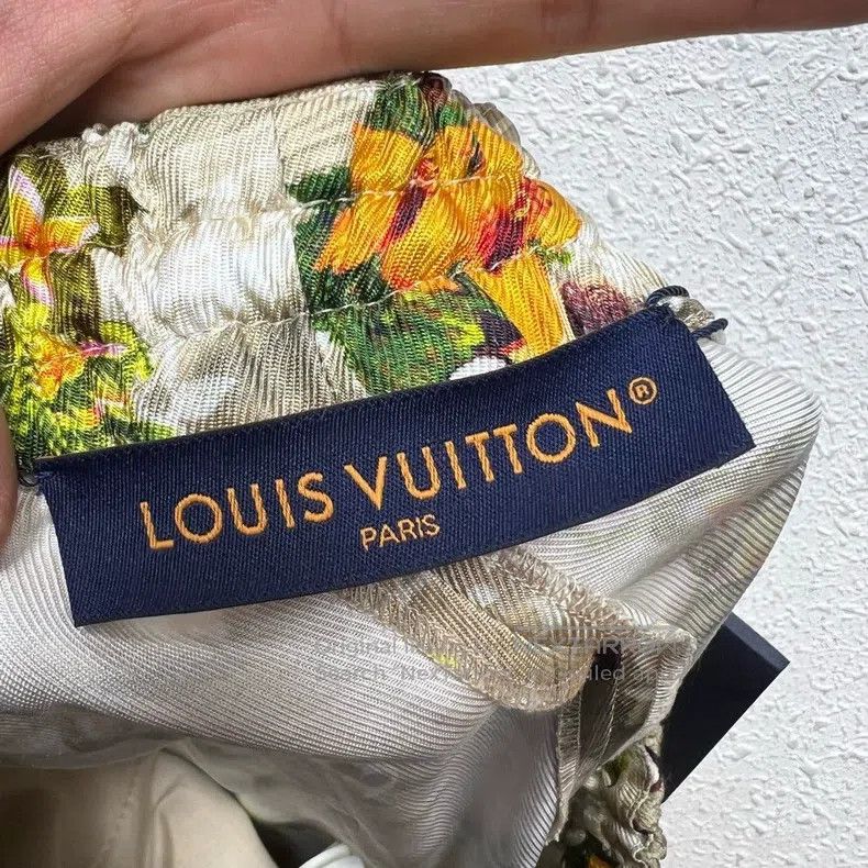 Louis Vuitton Louis Vuitton size US 46 Flower coconut tree mulberry silk Size US 30 / EU 46 - 3 Thumbnail