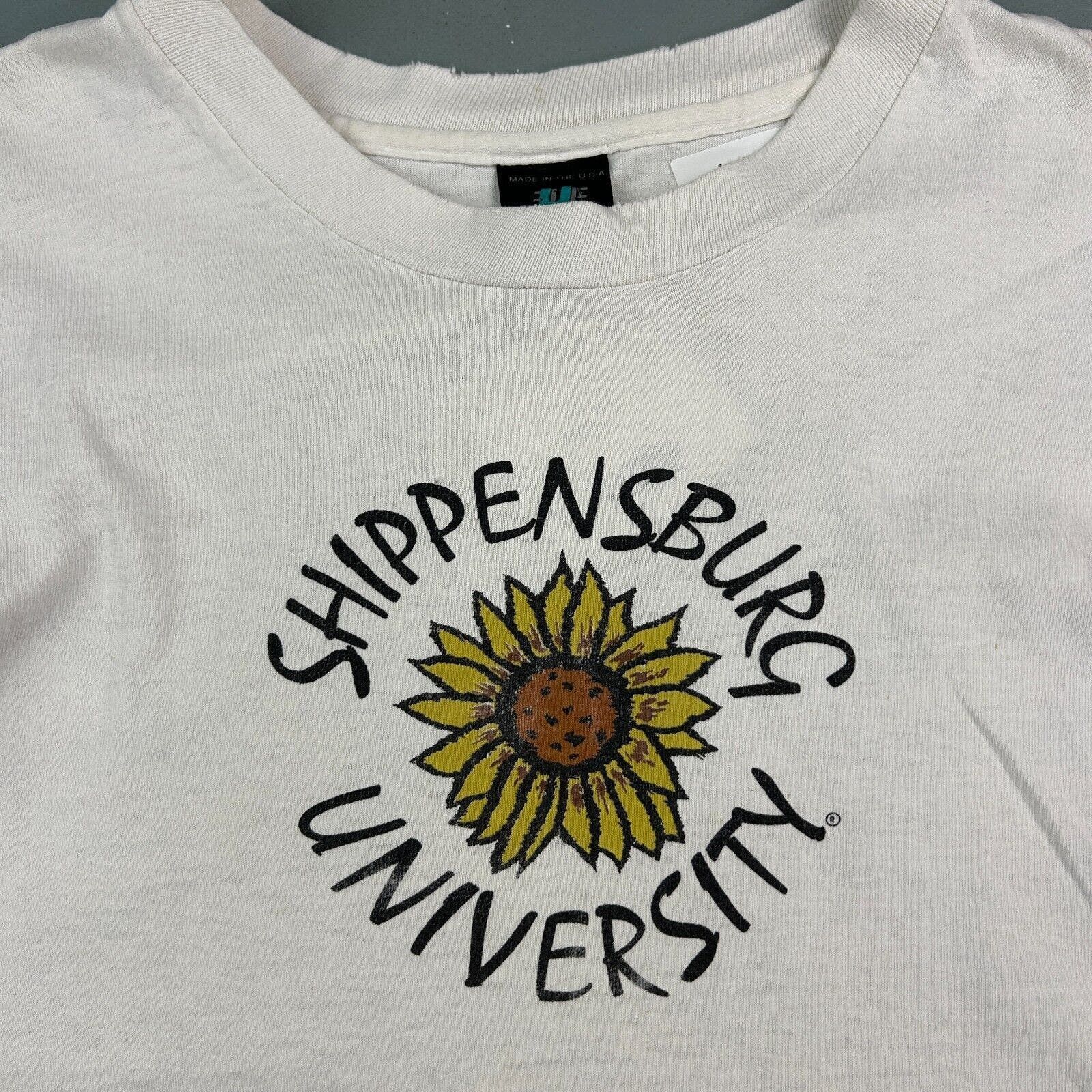 Vintage VINTAGE 90s | Shippensburg University Sunflower T-Shirt sz L Size US L / EU 52-54 / 3 - 3 Thumbnail