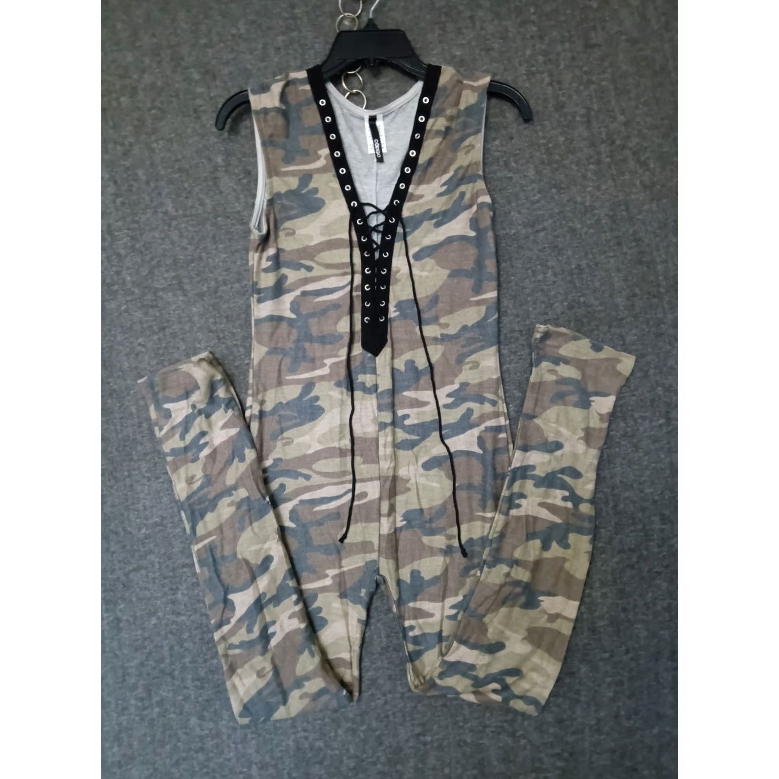 Vintage codigo Jumpsuit XL One Piece Body Suit Camouflage Sleeveless V-Neck Size 40" / US 18 - 2 Thumbnail