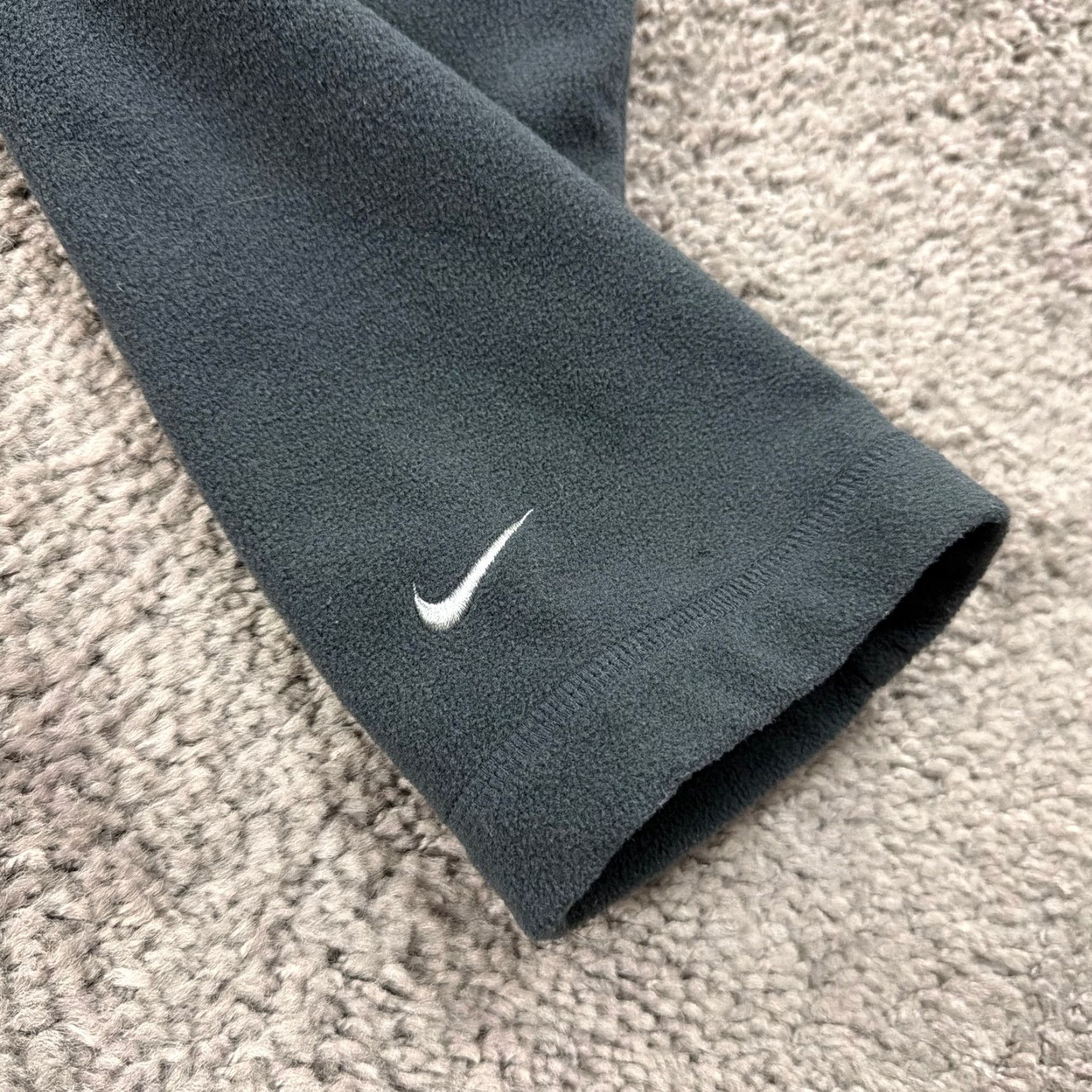 Nike Nike Sweater Mens XL Gray Fleece Crewneck Pullover Long Sleeve Swoosh Size US XL / EU 56 / 4 - 4 Thumbnail