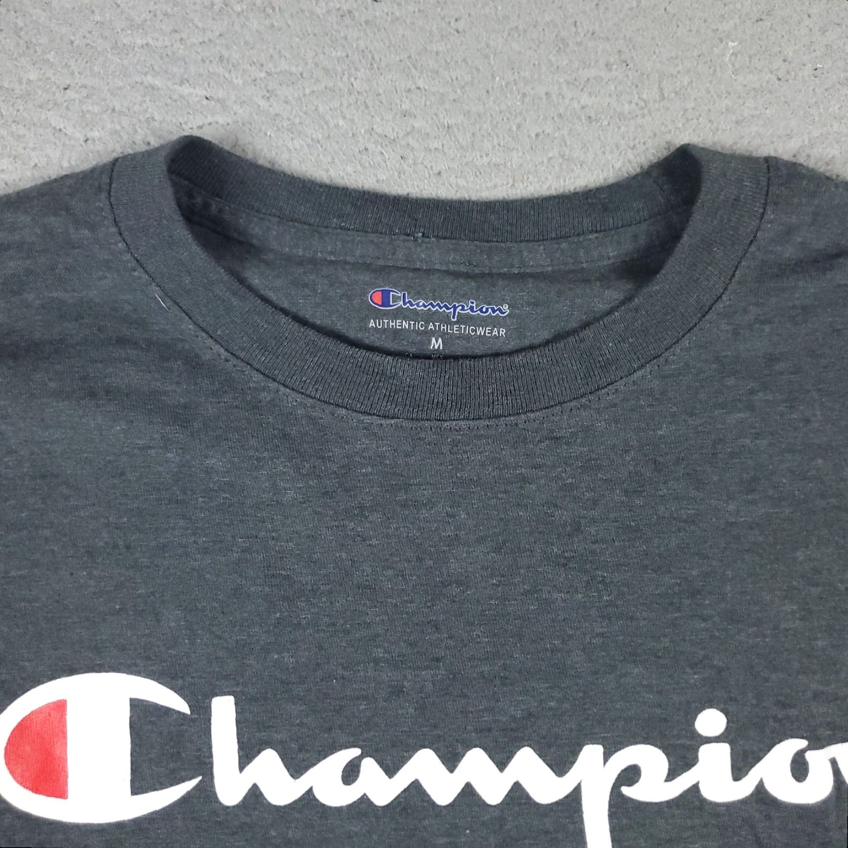 Champion Champion T-Shirt Adult Medium Gray Long Sleeve Crew Neck Regular Fit Unisex - Logo, Cotton - 2000s/Classic Sports Theme Size US M / EU 48-50 / 2 - 3 Thumbnail