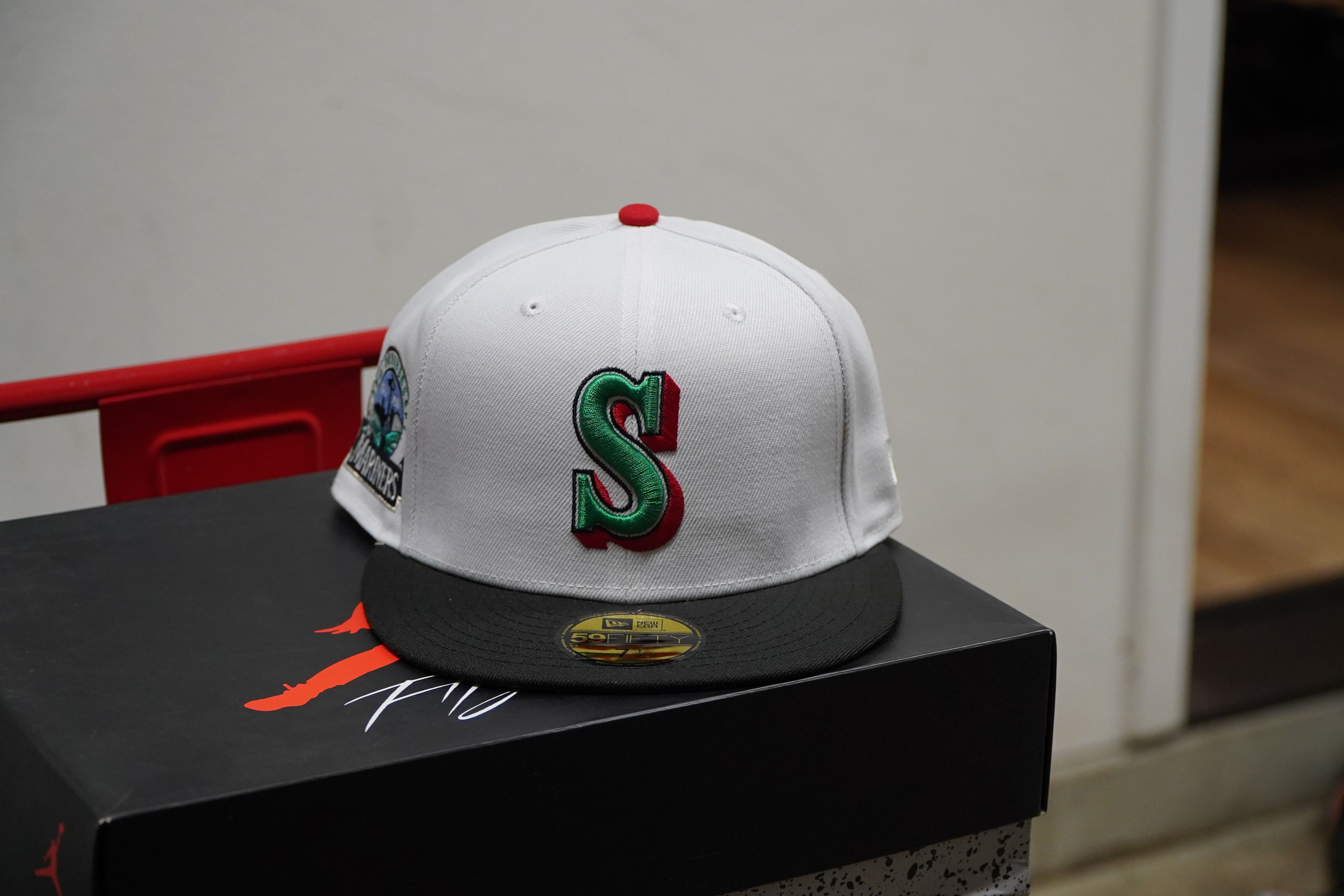 New Era Seattle Mariners New Era - 7 1/2 Size ONE SIZE - 1 Thumbnail