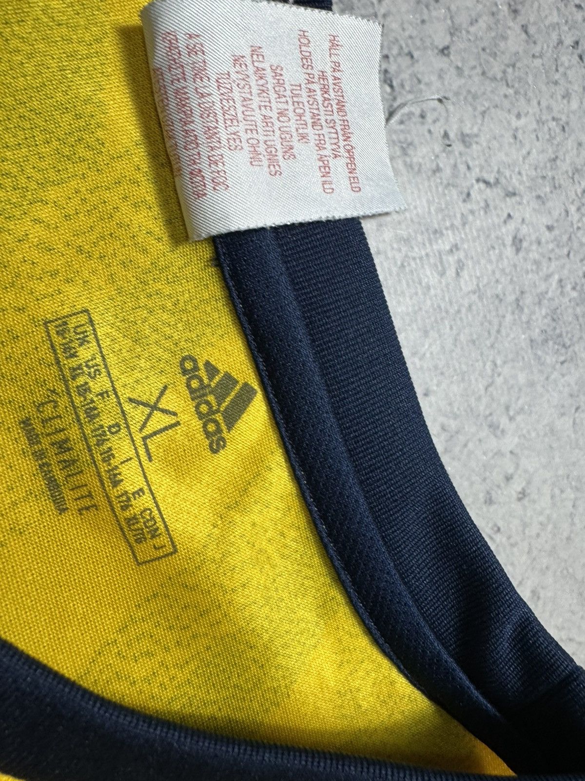 Adidas Adidas FC Arsenal London 2019/2020 Soccer Jersey Size US S / EU 44-46 / 1 - 6 Thumbnail