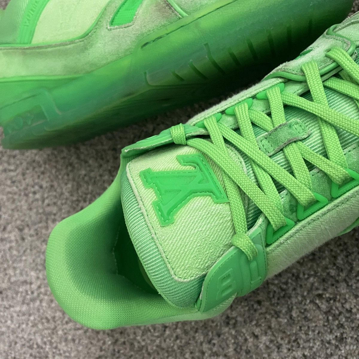 Louis Vuitton LOUIS VUITTON TRAINER GREEN LIMITED Size US 8.5 / EU 41-42 - 5 Thumbnail