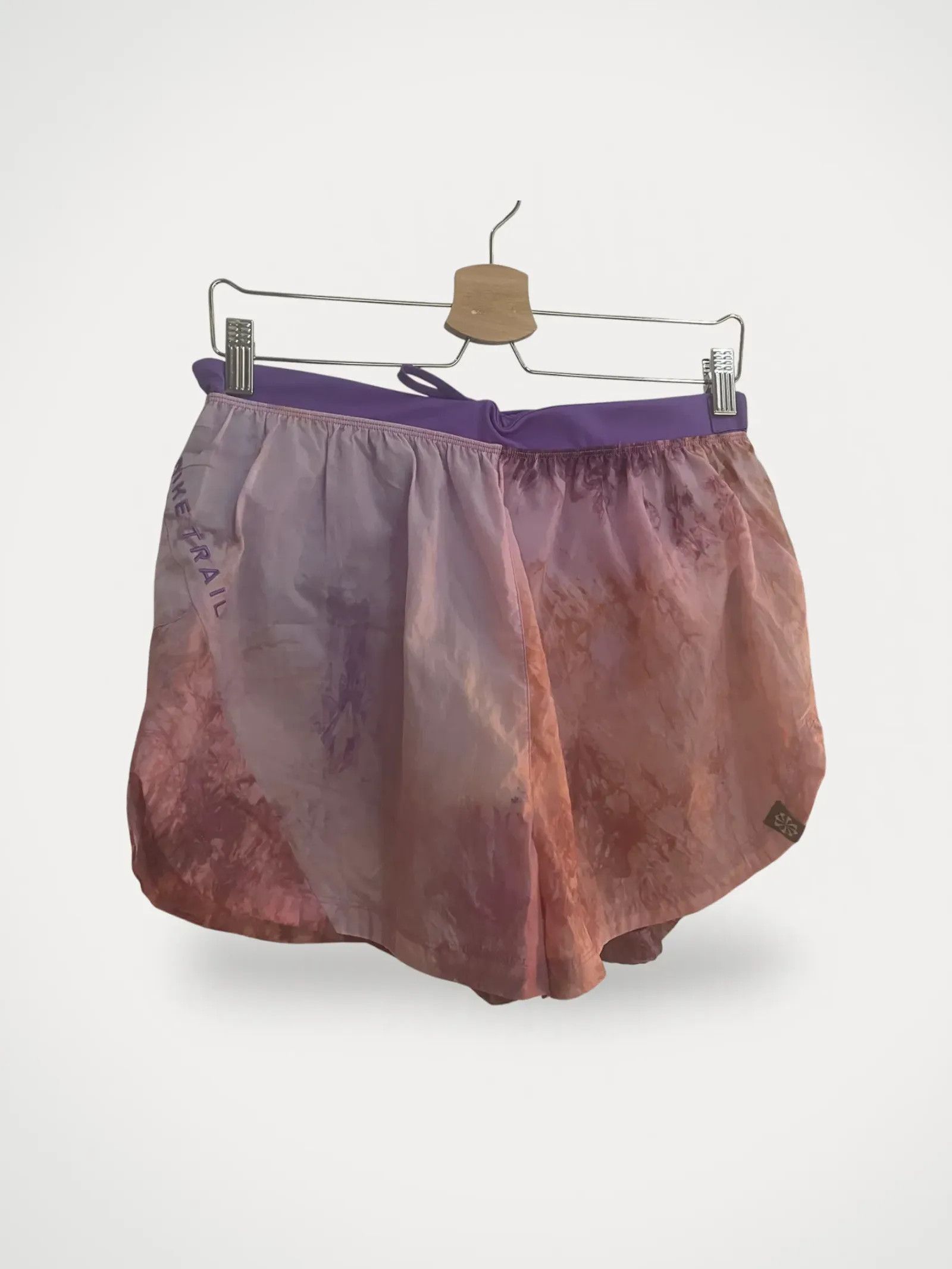 Nike Nike Shorts Size 28" / US 6 / IT 42 - 1 Thumbnail