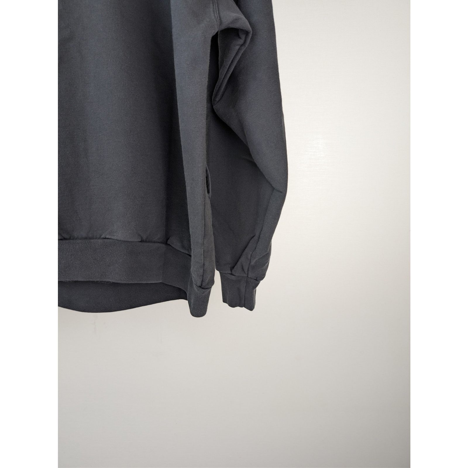 Balenciaga o1rshd1 3B Sports Icon Hoodie in Washed Dark Grey Size US S / EU 44-46 / 1 - 13 Thumbnail