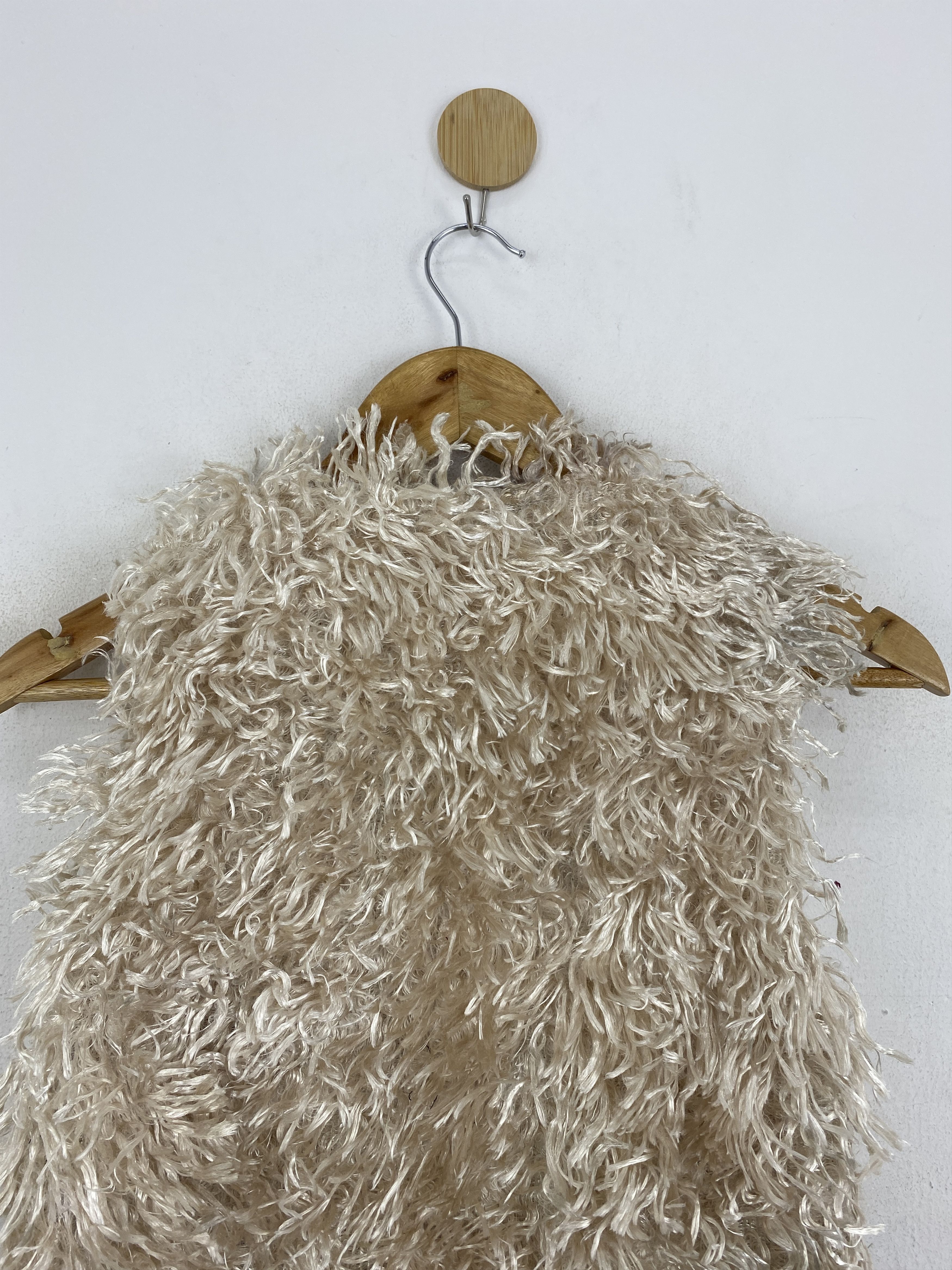 Japanese Brand Vintage Japanese Brand Hyelim Faux Fur Vest J1916 Size US XS / EU 42 / 0 - 4 Thumbnail