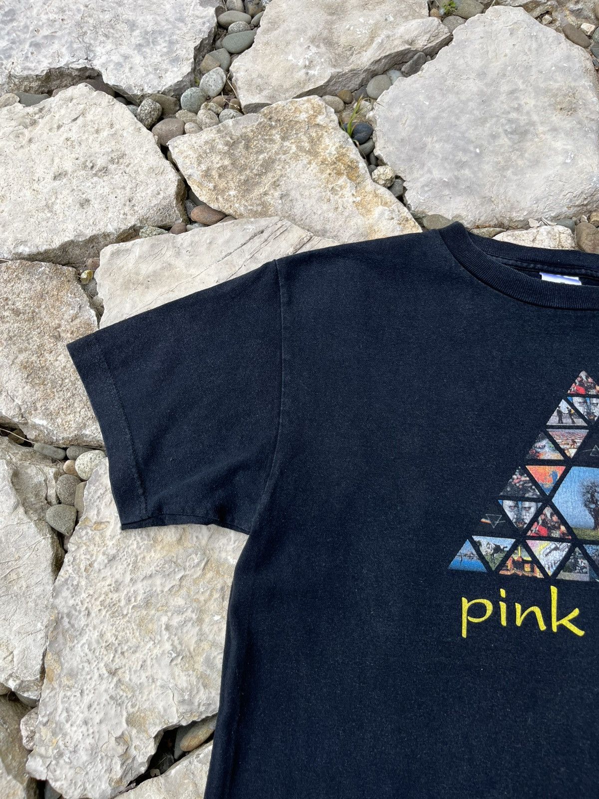 Band Tees × Pink Floyd × Vintage Vintage Pink Floyd 2005 rare t-shirt band tee triangle tree Size US M / EU 48-50 / 2 - 5 Thumbnail
