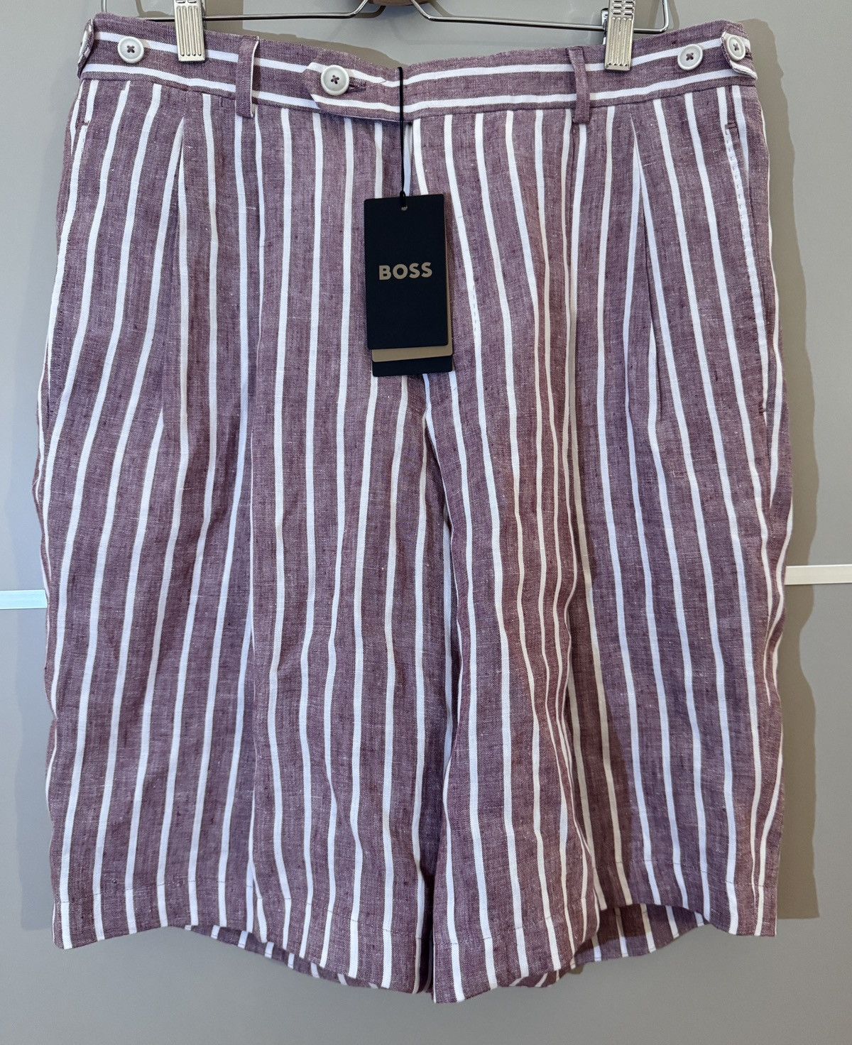 Hugo Boss HUGO BOSS Pleated Linen Business Casual Shorts Size US 32 / EU 48 - 1 Thumbnail