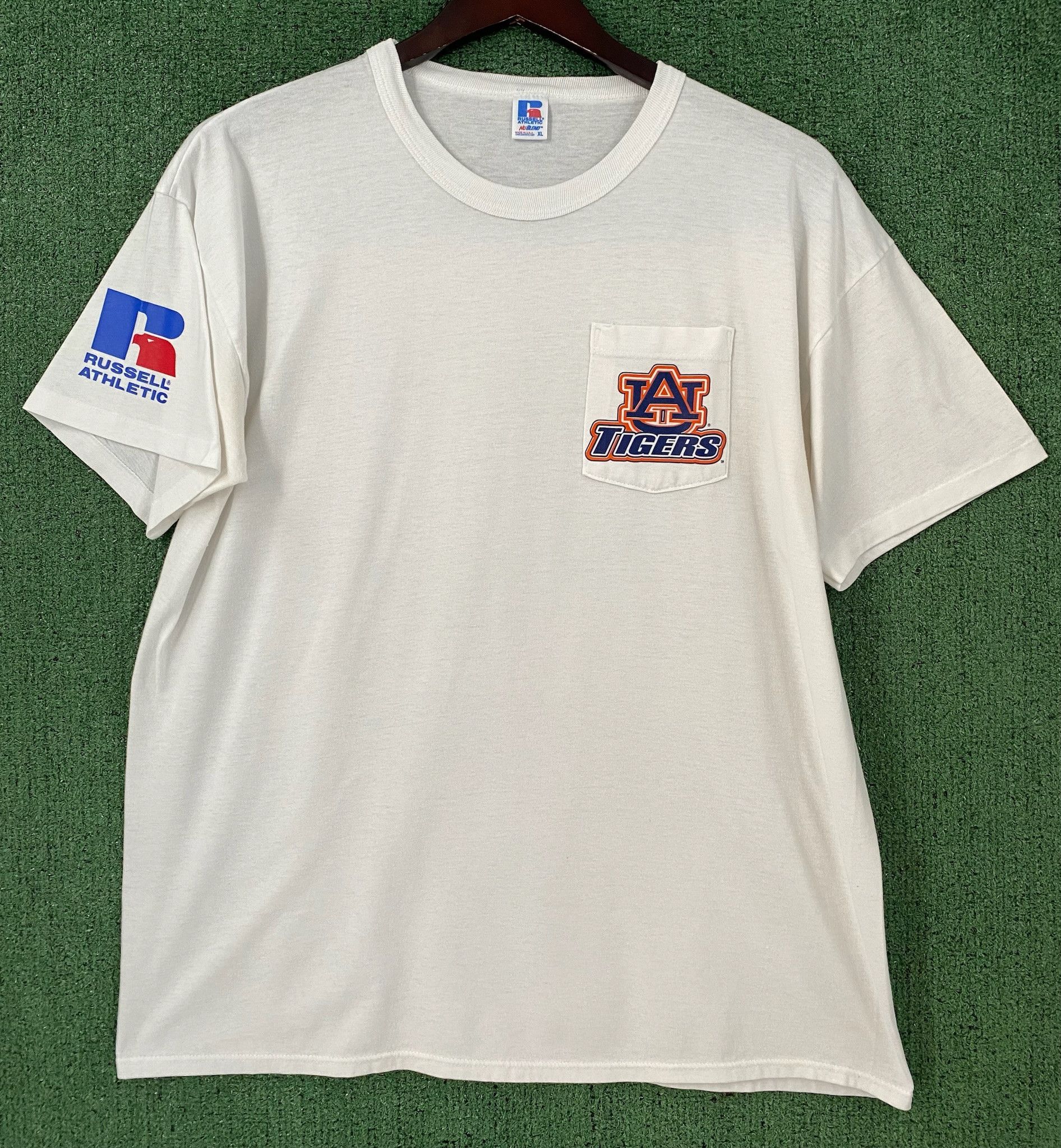 Russell Athletic 90’s Russell Athletic Auburn Tigers Pocket T-shirt Size XL Size US XL / EU 56 / 4 - 1 Thumbnail
