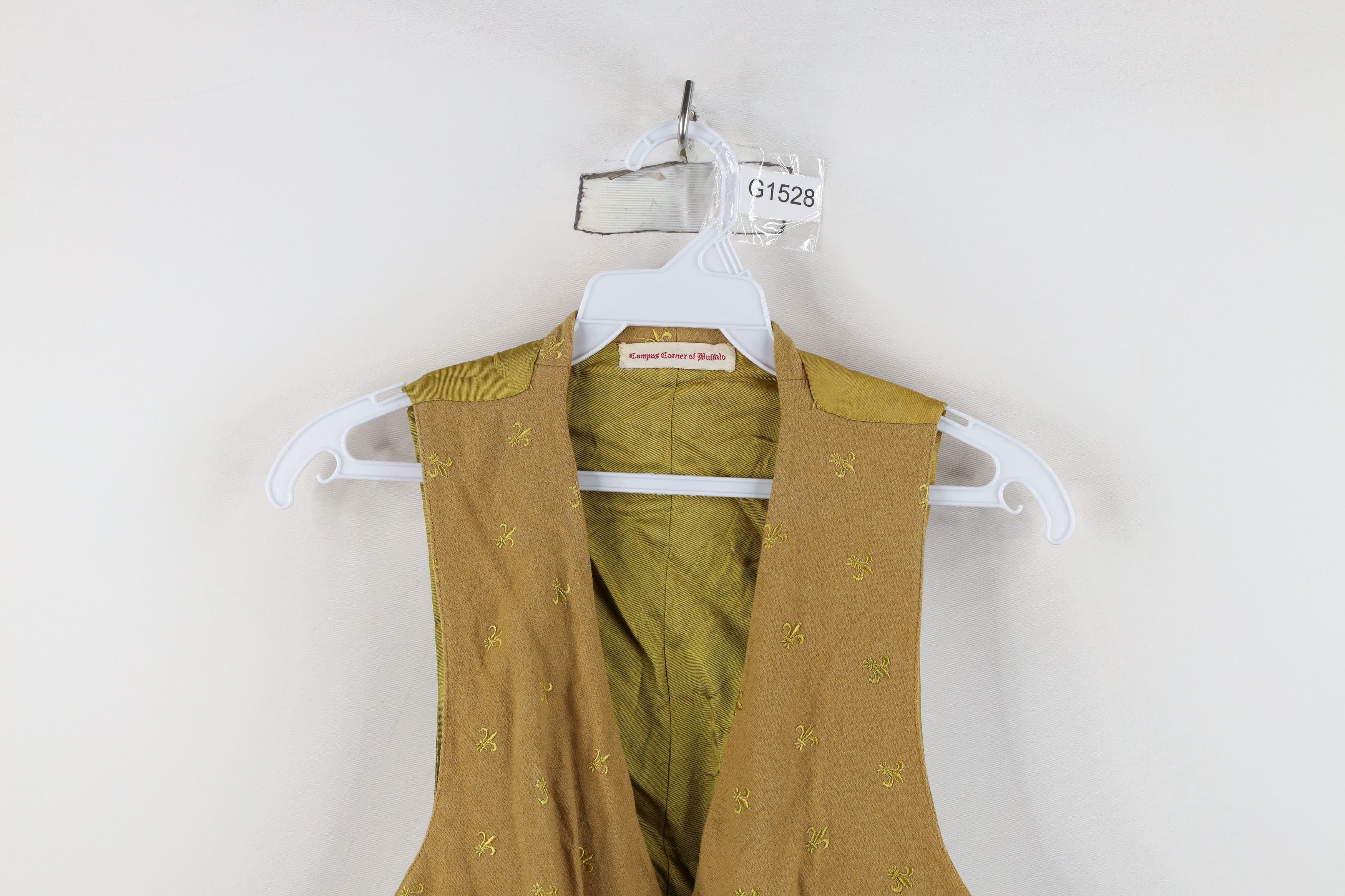 Vintage Vintage 40s 50s Fleur de Lis Buckle Back Suit Vest Beige USA Size US M / EU 48-50 / 2 - 2 Thumbnail