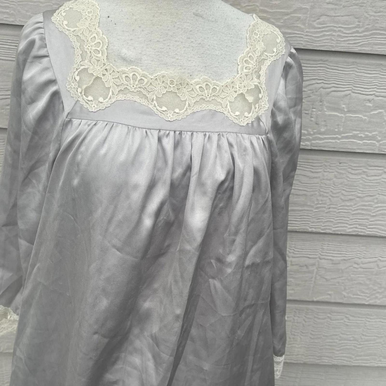 Givenchy Vintage Givenchy Intimite Nightgown Sleeves Medium Size ONE SIZE - 2 Thumbnail