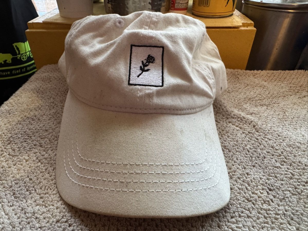Other Shlohmo Dark Red Embroidered Rose White Hat Size ONE SIZE - 2 Thumbnail