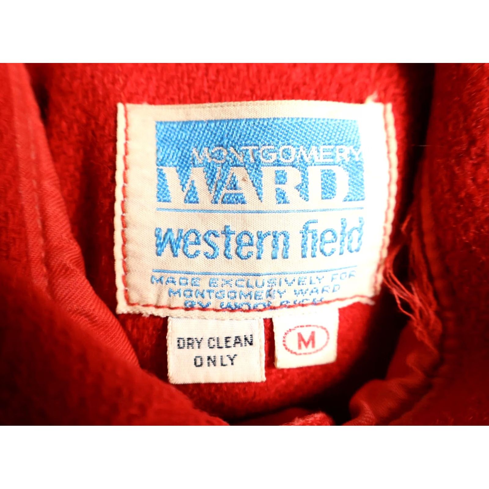 Vintage VINTAGE Montgomery Ward Woolrich Shirt Mens Medium Red Wool Western Field + Patches Shirt Mens Medium Red Wool Western Field + Patches Size US M / EU 48-50 / 2 - 3 Thumbnail