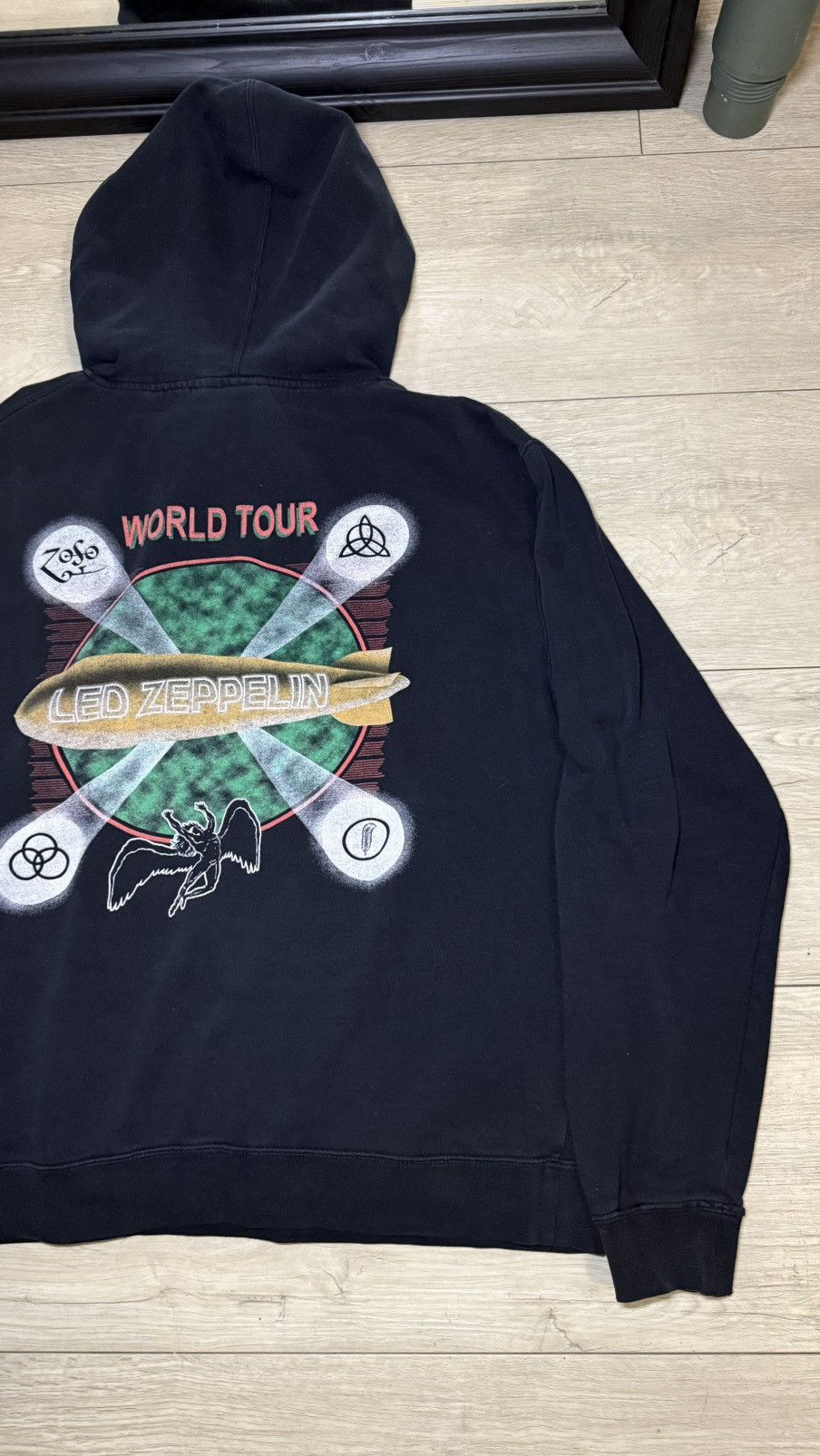 Giant Vintage / Y2K 2005 LED Zeppelin World Tour Band Hoodie Size US M / EU 48-50 / 2 - 4 Thumbnail