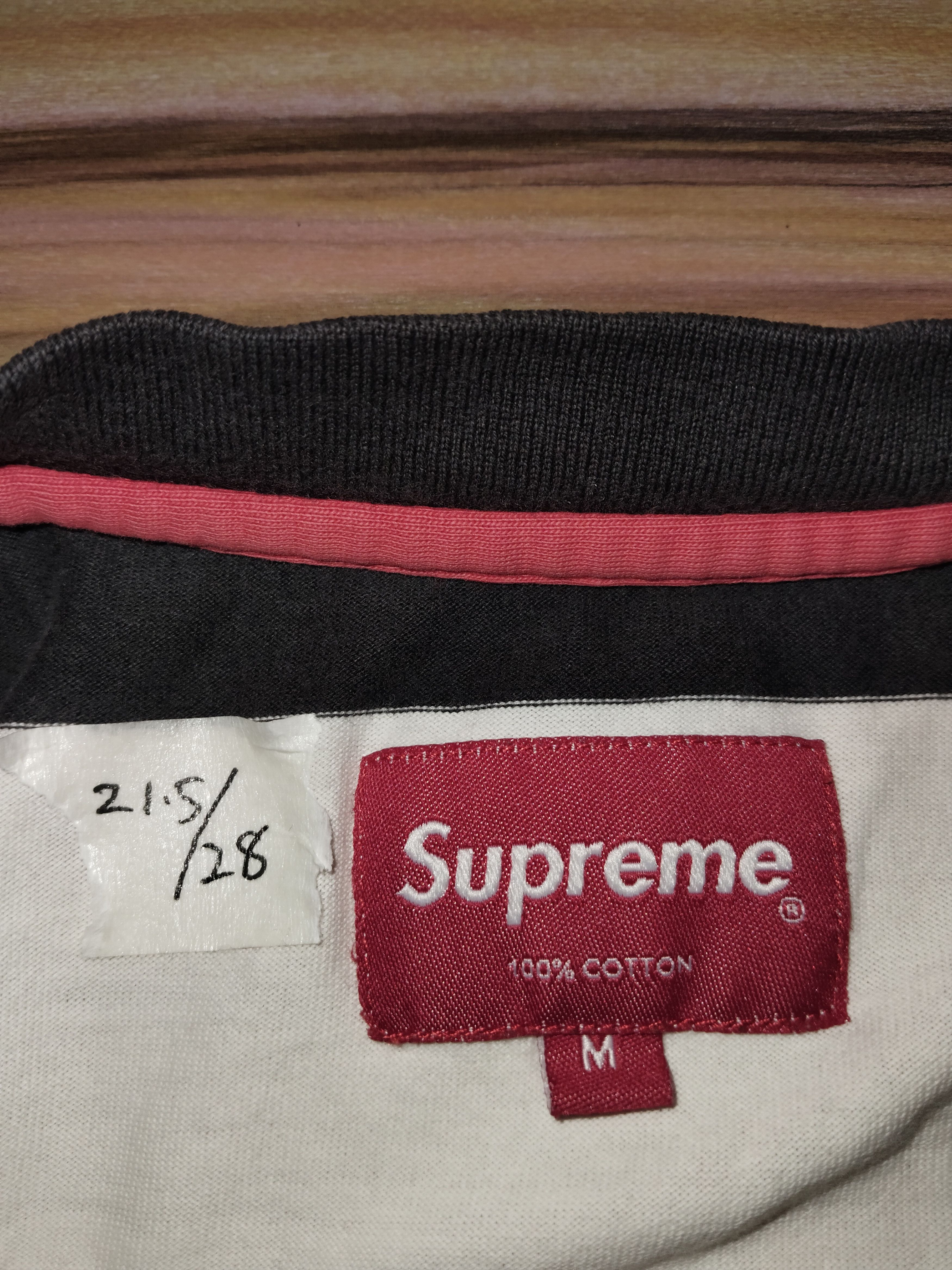 Supreme SUPREME Stripes Single Pocket Size US M / EU 48-50 / 2 - 3 Thumbnail