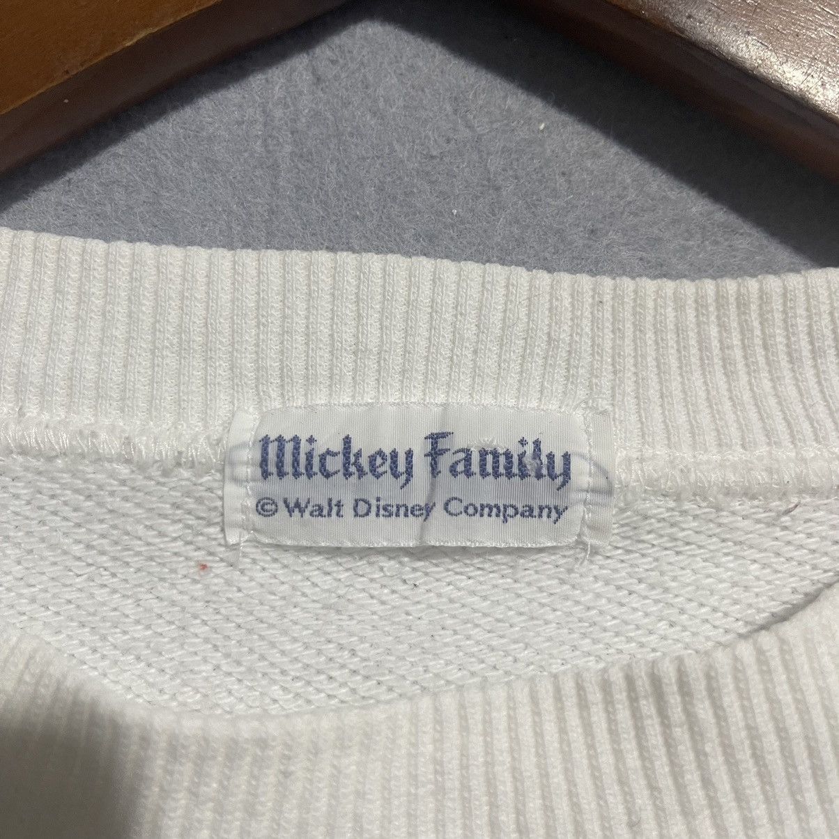 Disney 90s Vintage Disney Mickey Mouse Sweatshirt White Crewneck Size US M / EU 48-50 / 2 - 8 Thumbnail