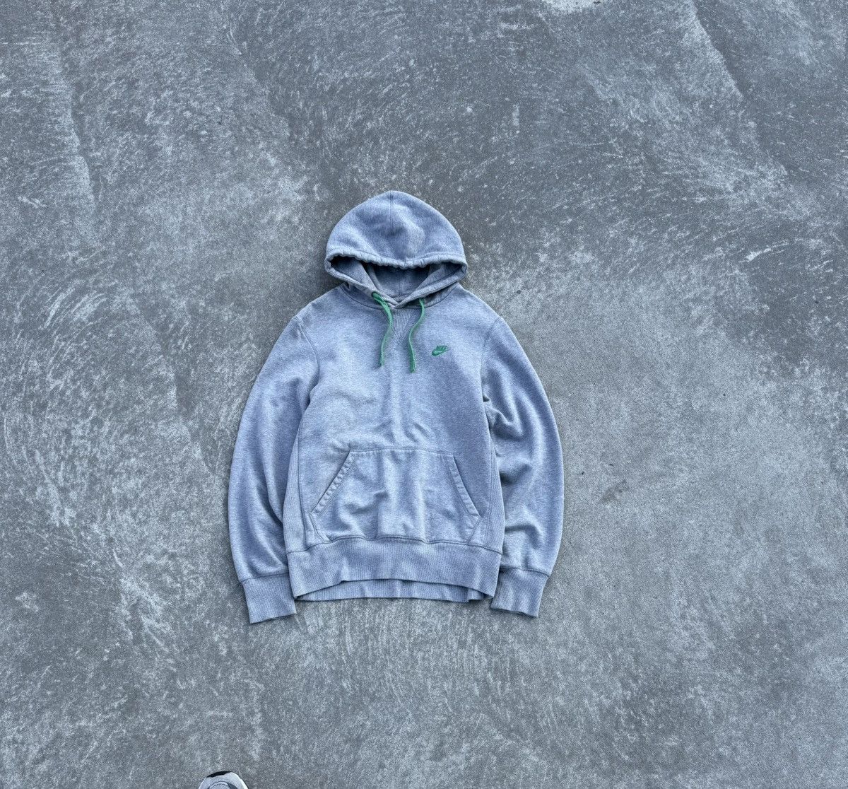 Other Vintage Nike y2k avantgarde streetwear hoodie Size US M / EU 48-50 / 2 - 3 Thumbnail
