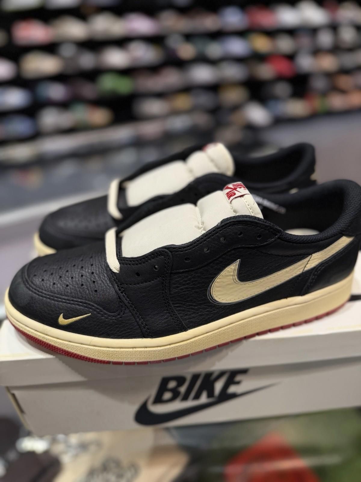 Jordan Brand Nike Air Jordan 1 OG Low “Nigel Sylvester (10) Size US 10 / EU 43 - 3 Thumbnail