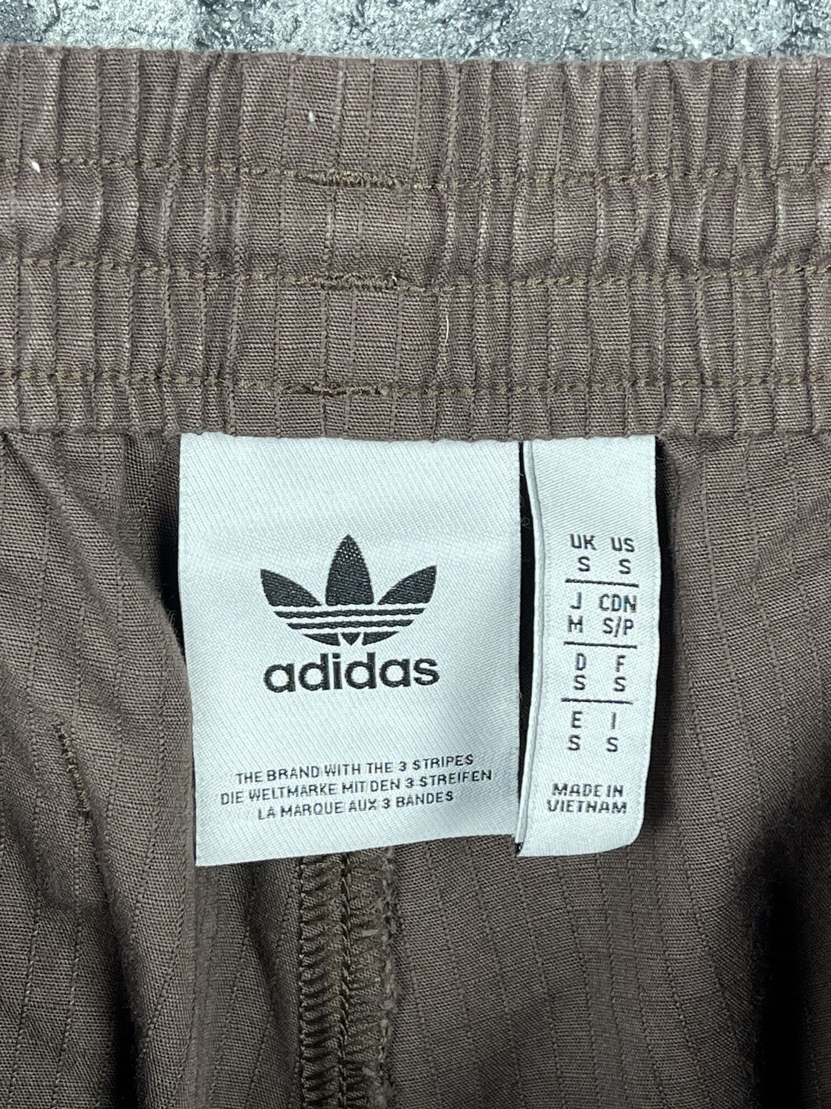 Adidas Adidas Originals Embroidered Logo Brown Regular Cargo Pants Men’s Size Small Size US 30 / EU 46 - 10 Thumbnail
