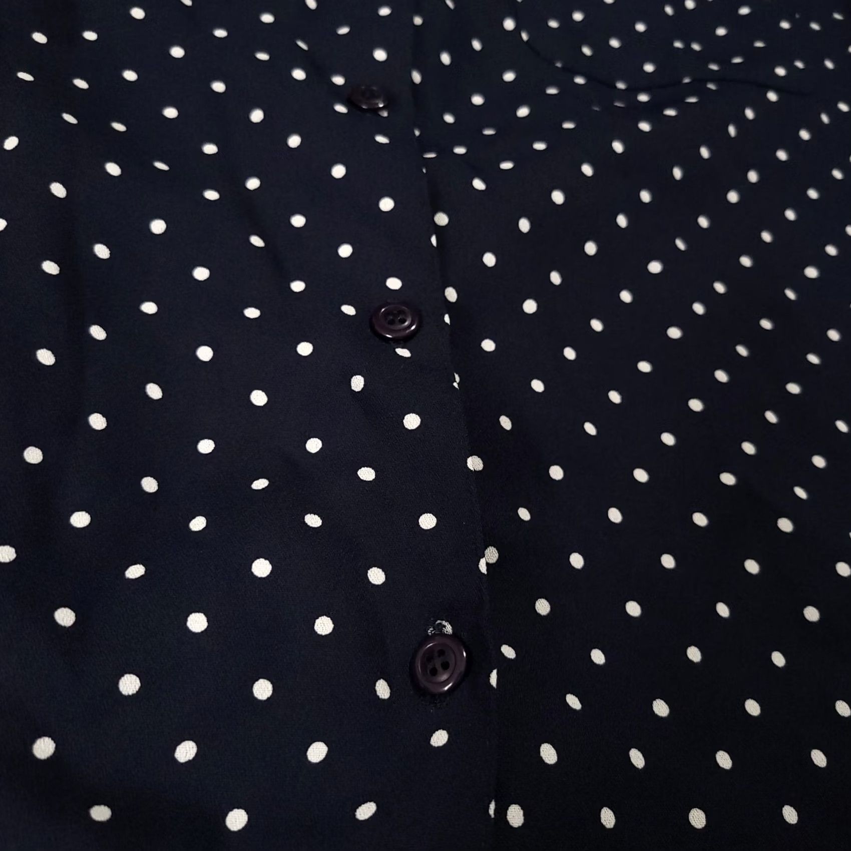 Vintage VINTAGE Alfred Dunner Short Sleeve Shirt Button Up Womens 10 Blue Polka Dot Shoulder Pad Size L / US 10 / IT 46 - 5 Thumbnail