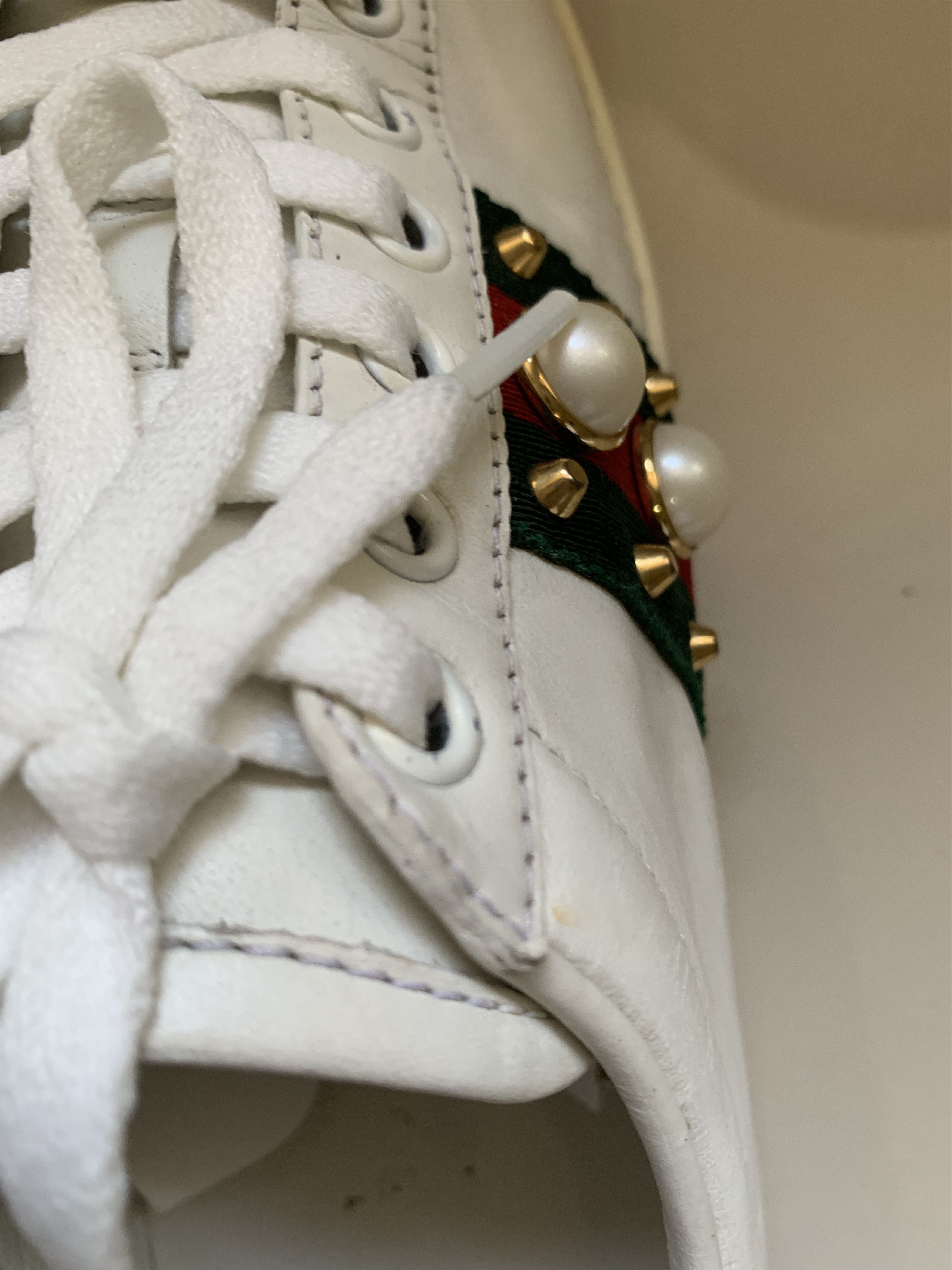 Gucci Gucci White Leather Pearl Studded Ace Low Sneakers EU 35 Size US 5 / IT 35 - 11 Thumbnail