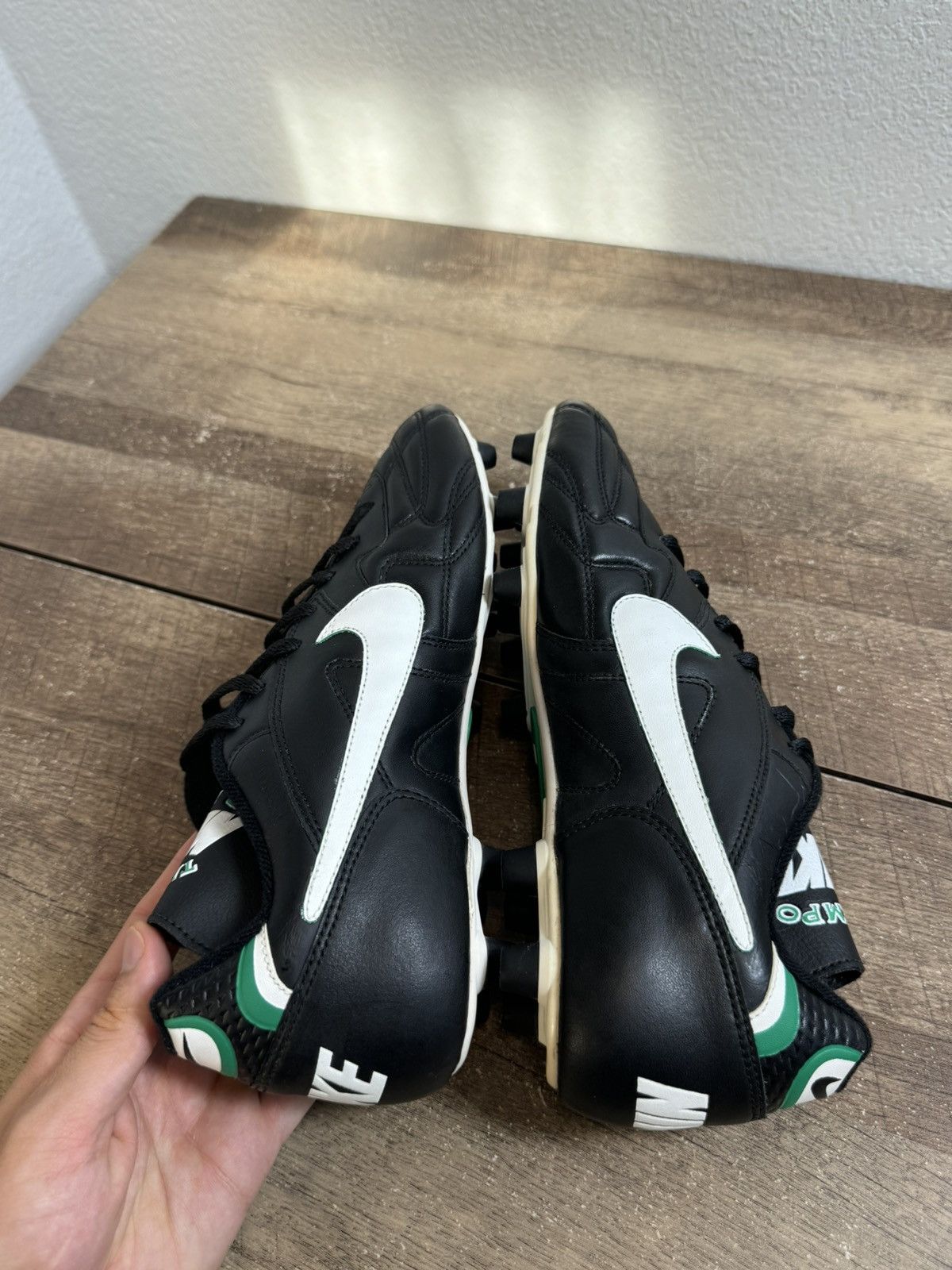 Nike Nike Eurostrike Vintage Football soccer Ronaldo r9 New Sz 9 Size US 9 / EU 42 - 6 Thumbnail