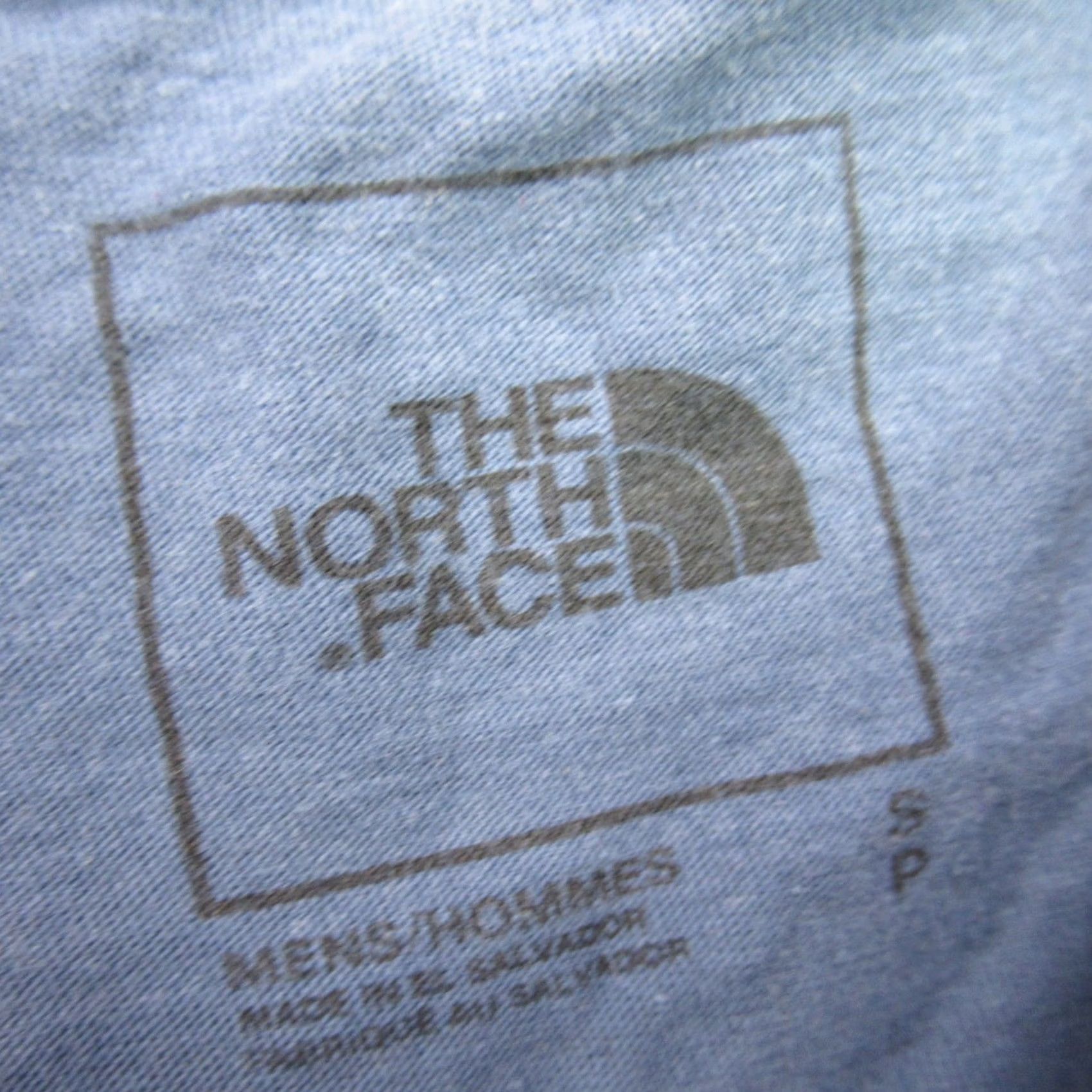 The North Face The North Face Shirt Womens Small Short Sleeve Crew Neck Pullover Lightweight Blue Size S / US 4 / IT 40 - 4 Thumbnail